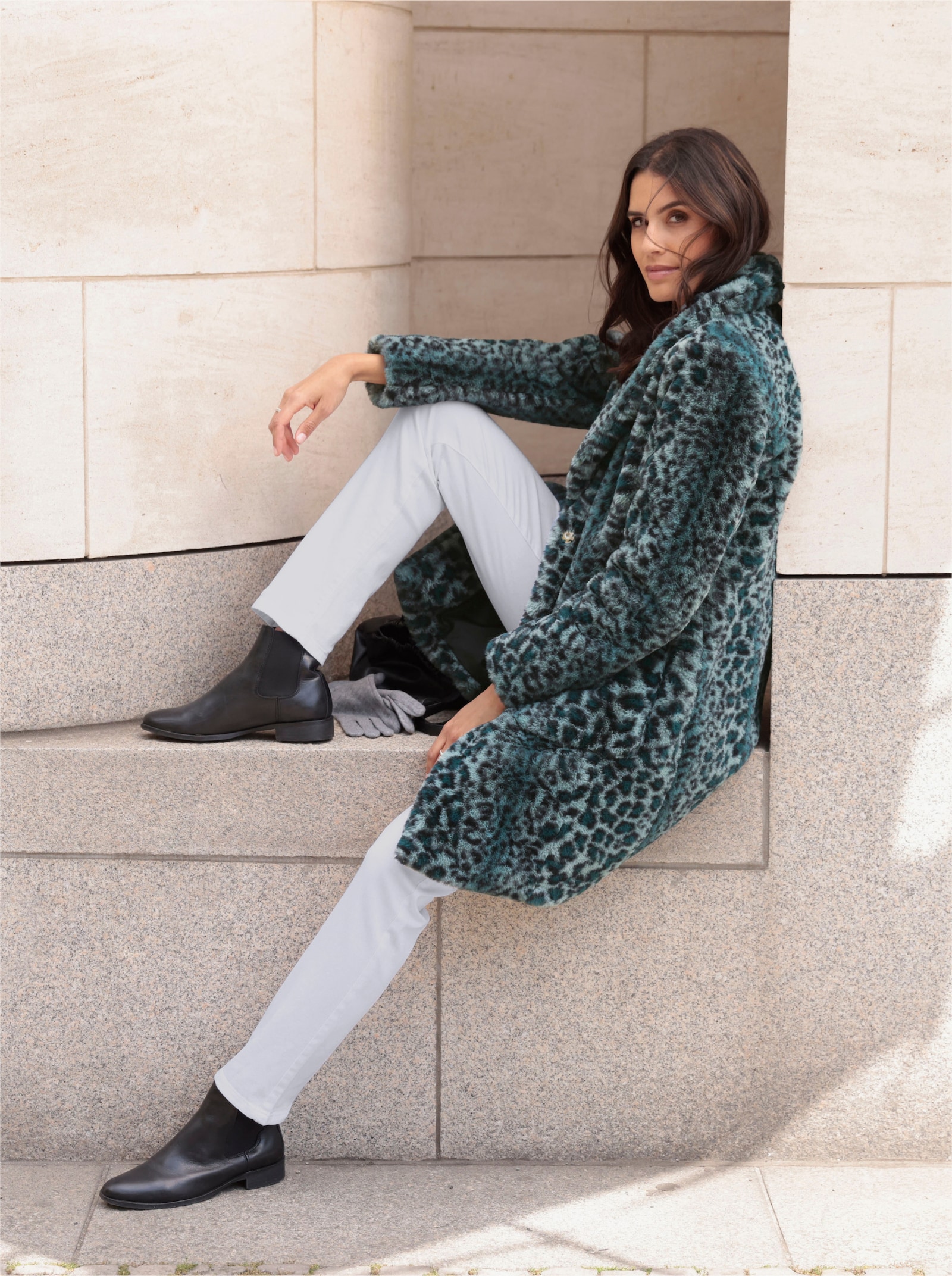 5-Pocket-Jeans mit bestickten Gesässtaschen - weiss