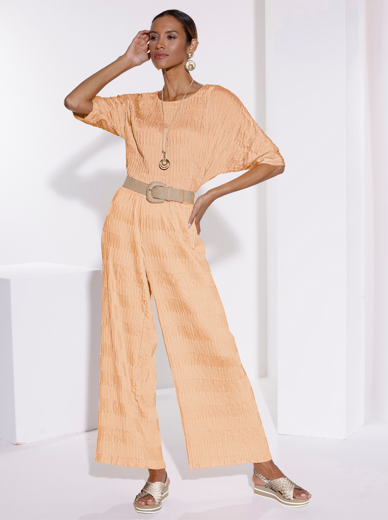 Schlupfhose mit weiten Beinen - apricot