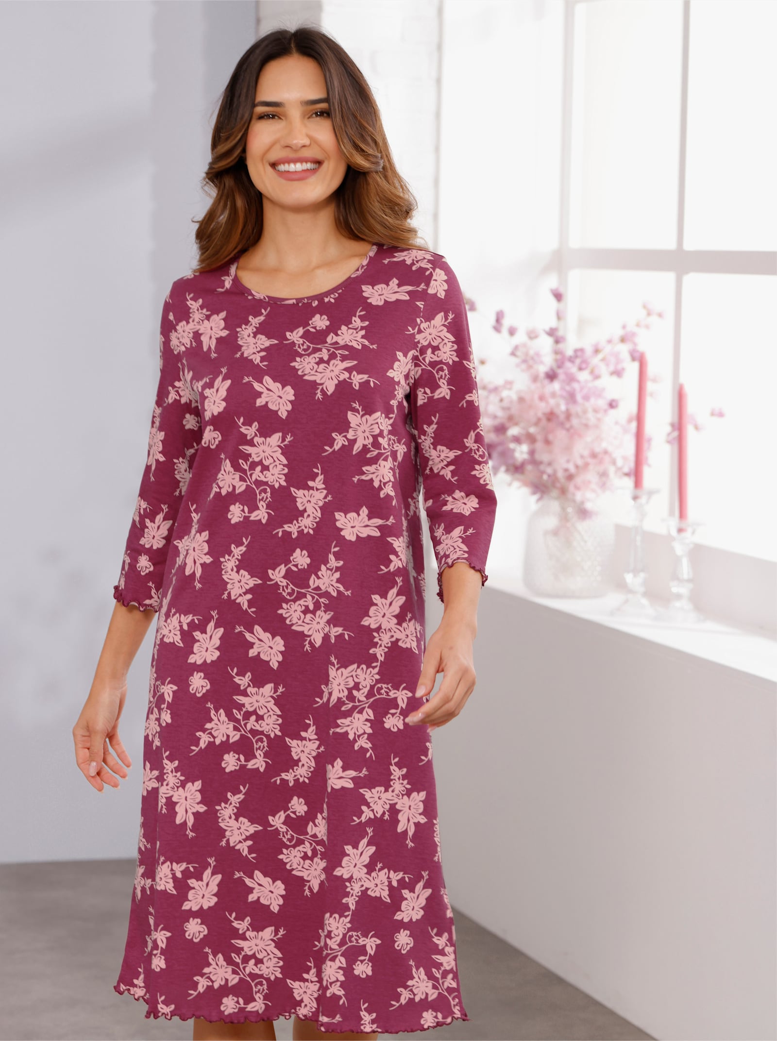 Nachthemd mit Ziernähten - malve-bedruckt