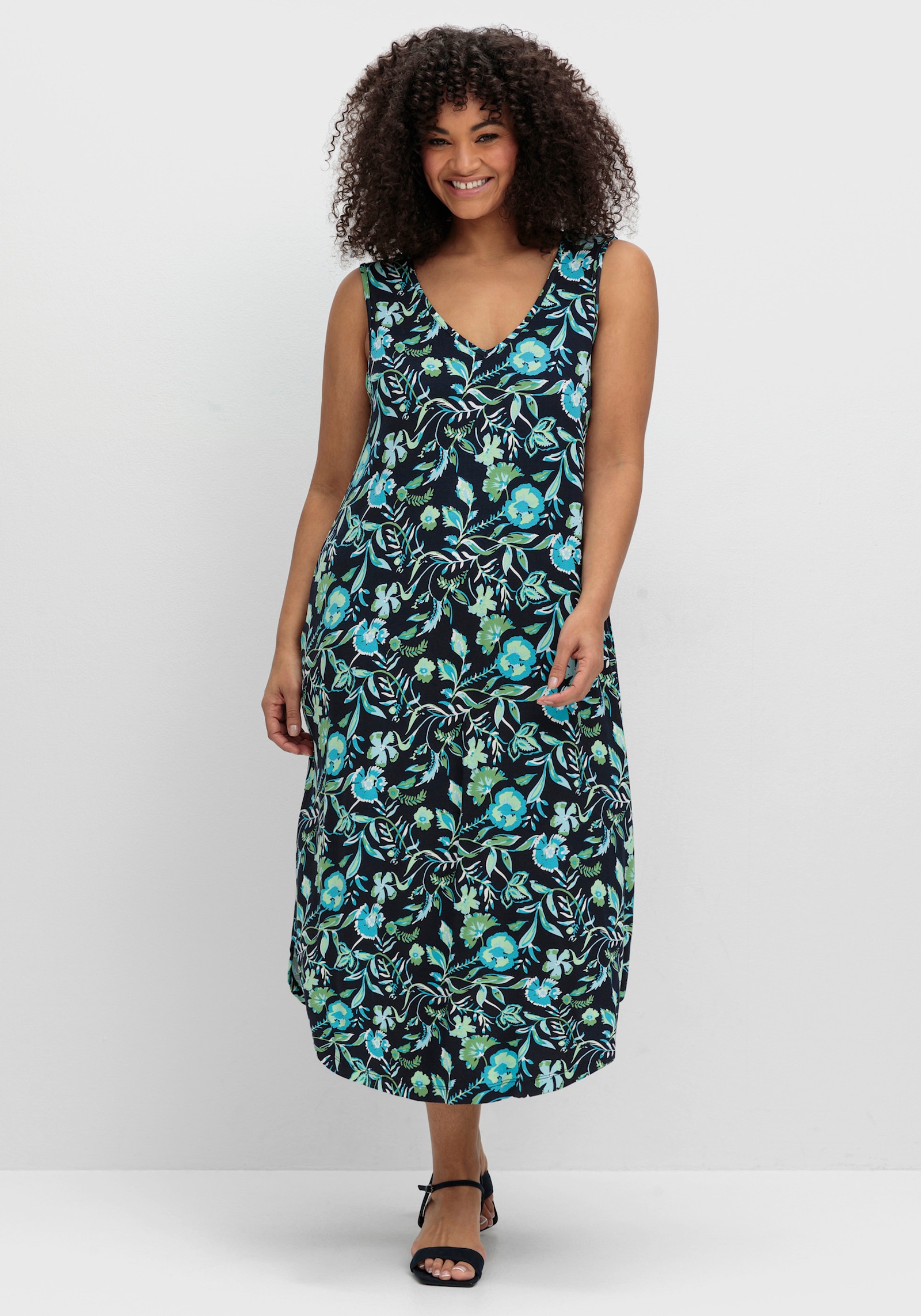 sheego Jerseykleid mit Ornamentprint, ärmellos - tiefblau-gemustert