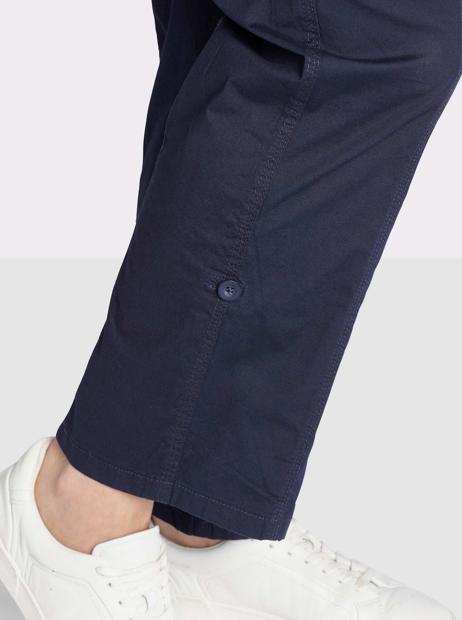 Hose mit krempelbaren Beinen - marine