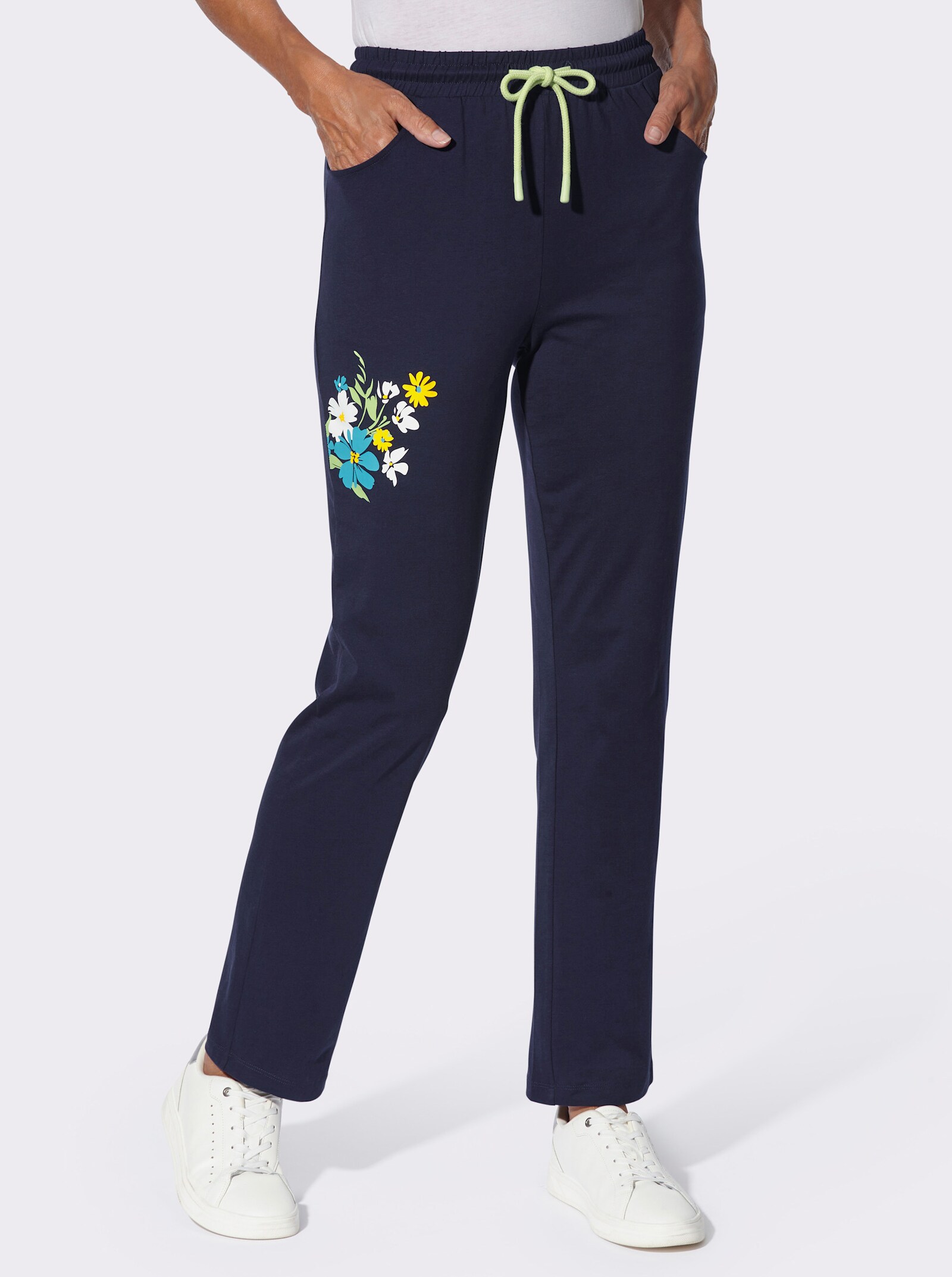 Freizeithose mit platziertem Blumen-Print - marine