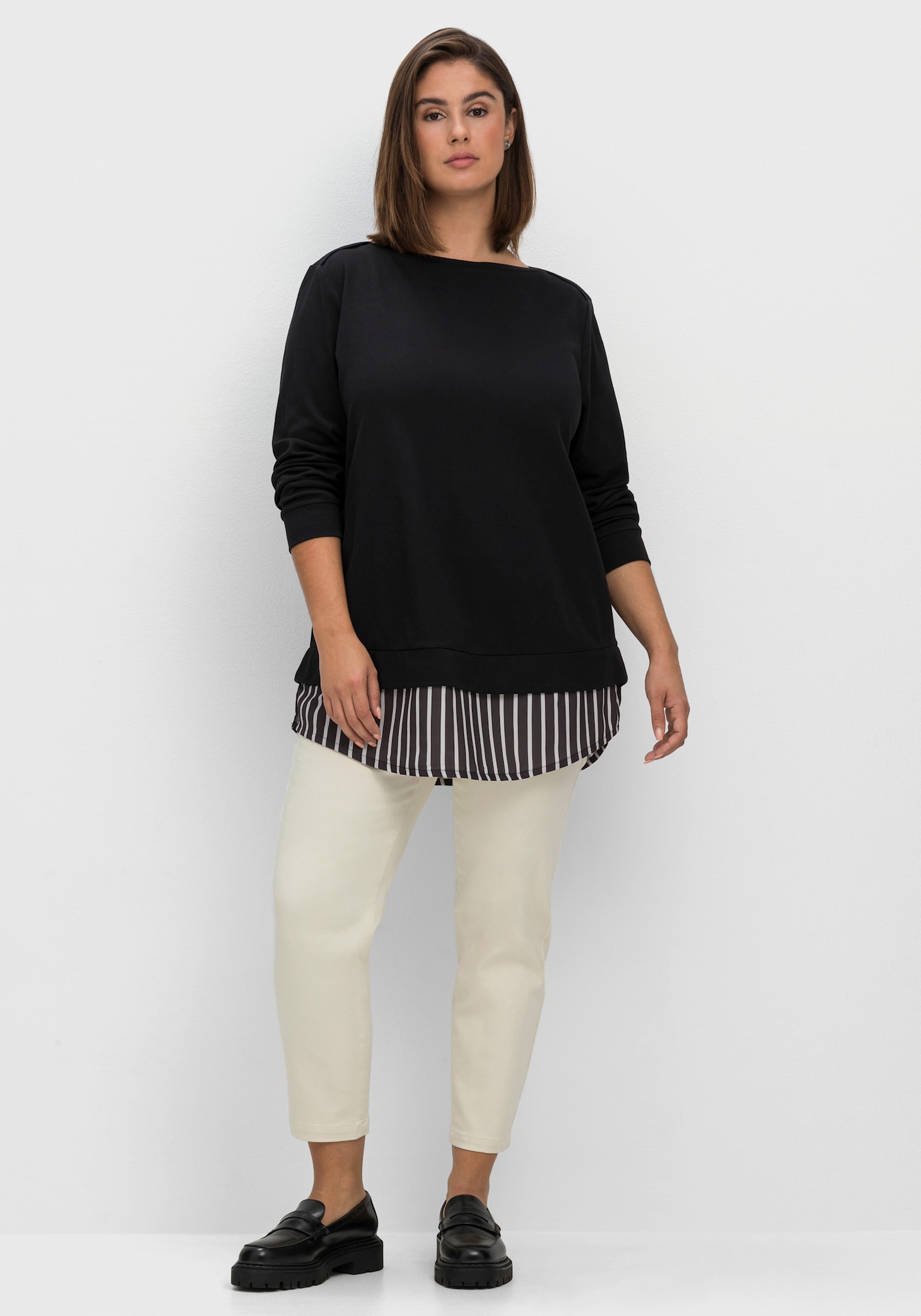 sheego 2-in-1-shirt met lange mouwen in laagjeslook - zwart