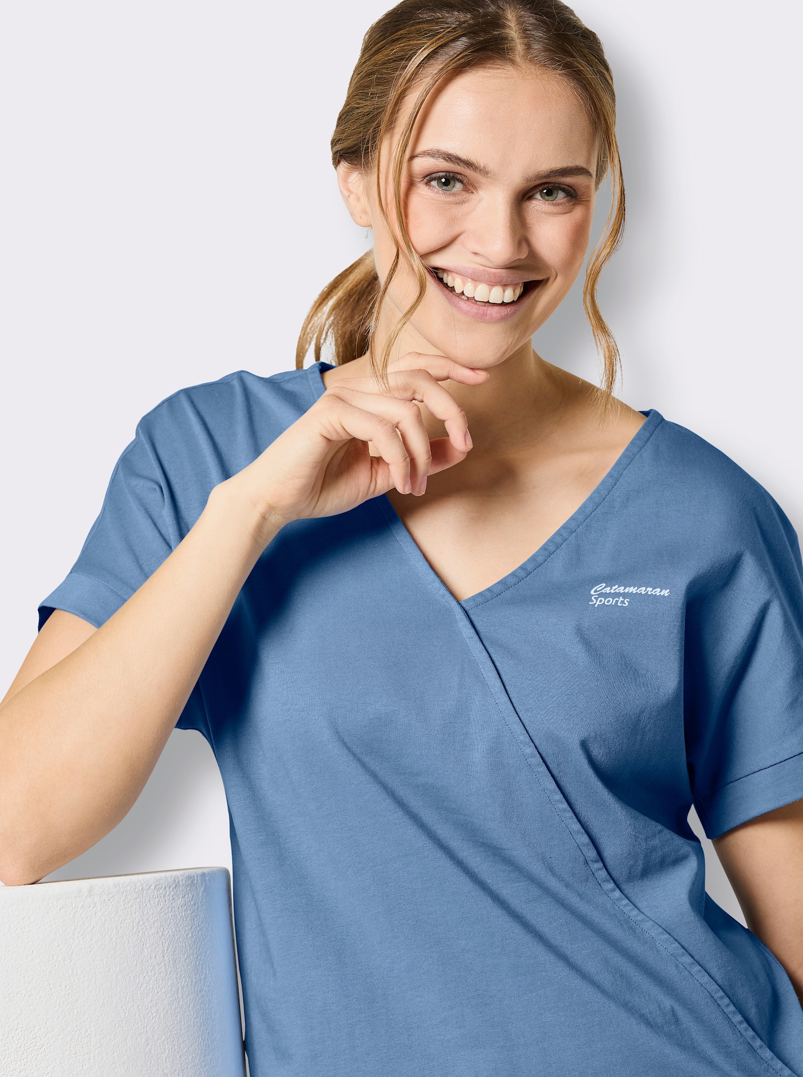 Catamaran Sports Funktionsshirt in Wickel-Optik - mittelblau