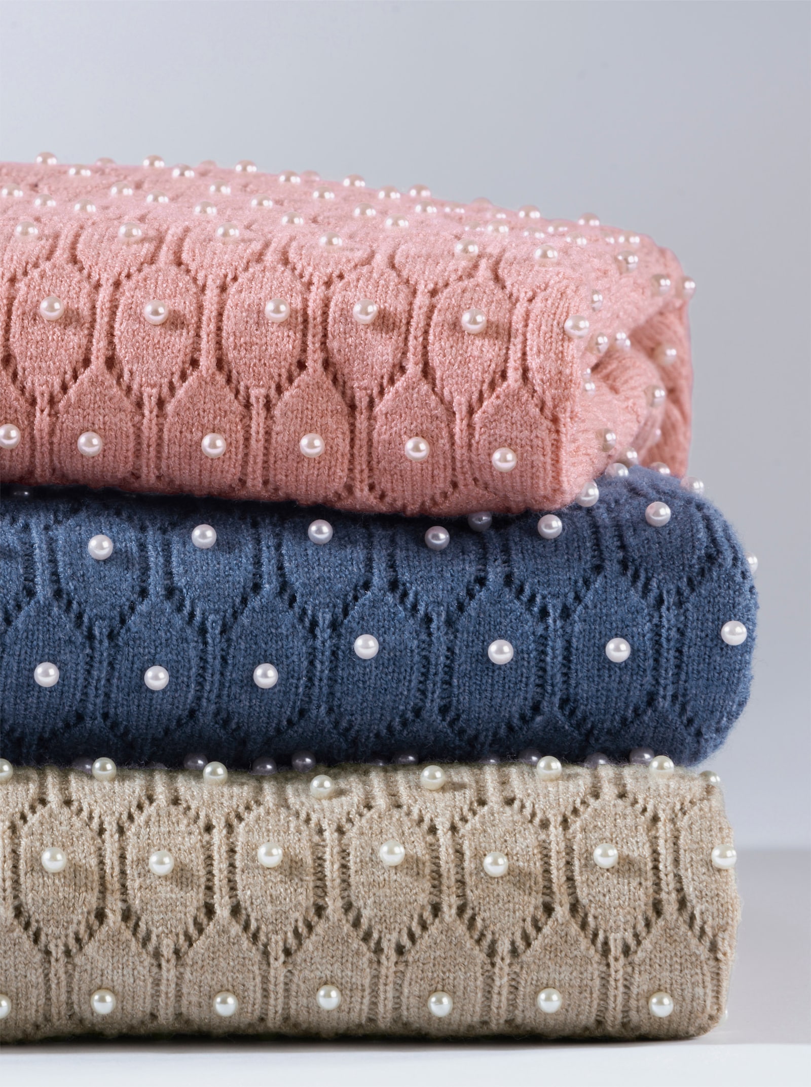 Ajourpullover mit Zierperlen - rauchblau-meliert