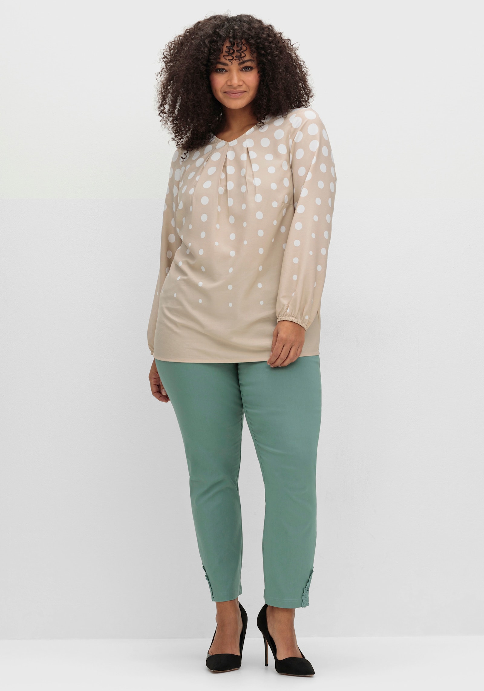 Bengalinhose mit Spitze am Saum - jade