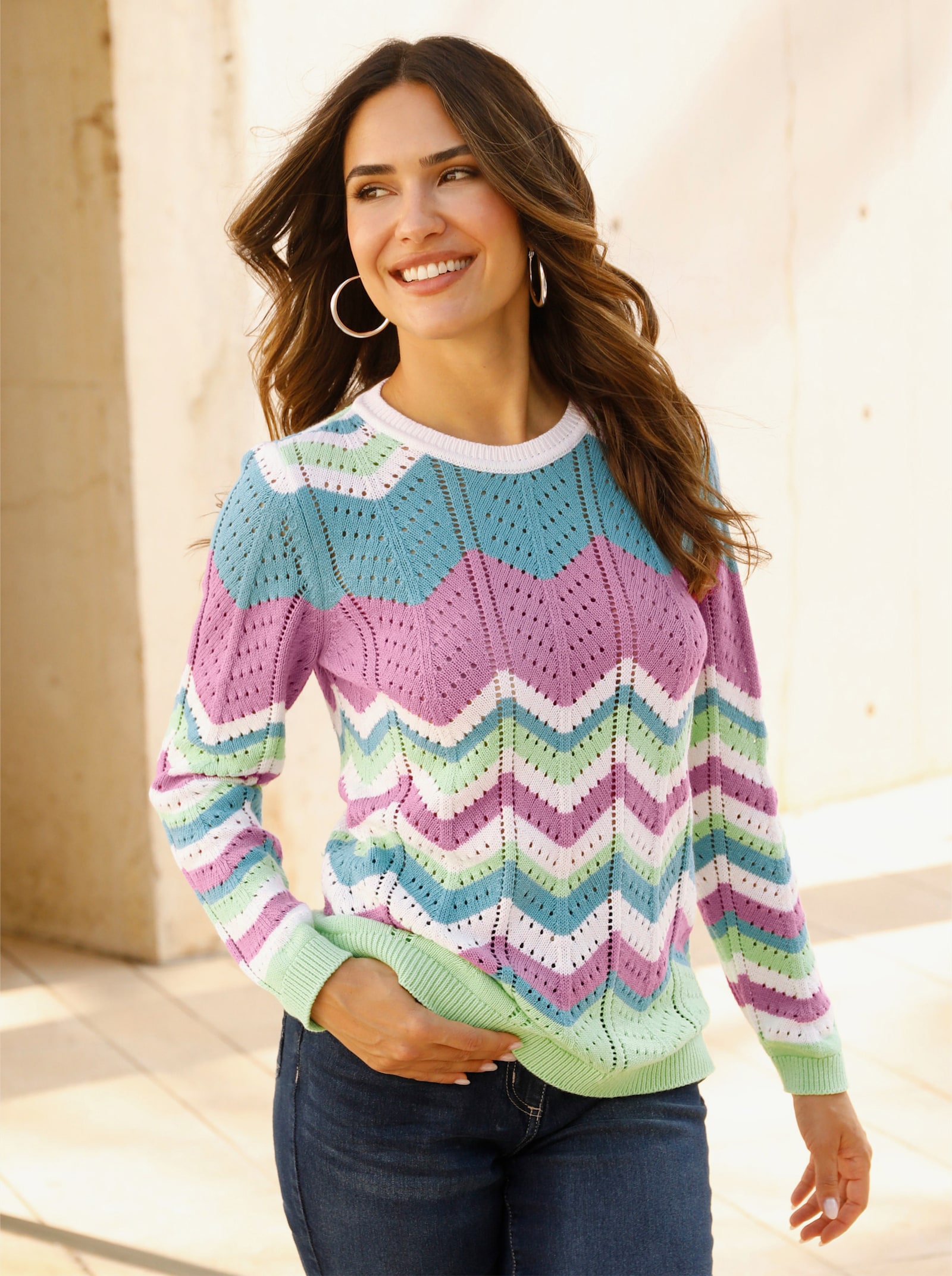 Ajourpullover im gewellten Streifen-Dessin - ecru-ozean-gemustert