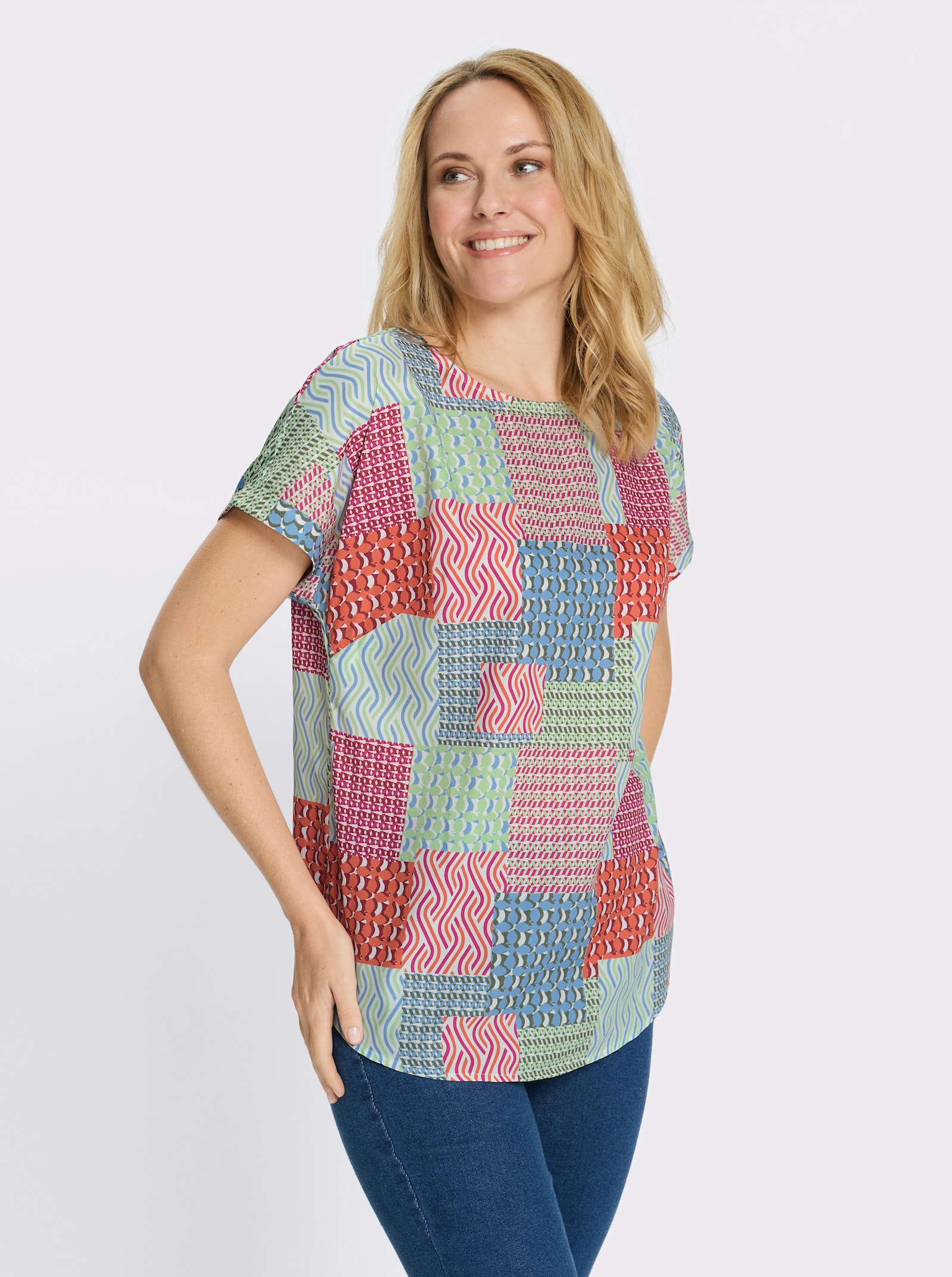 Schlupfbluse in Patch-Optik - rot-himmelblau-bedruckt