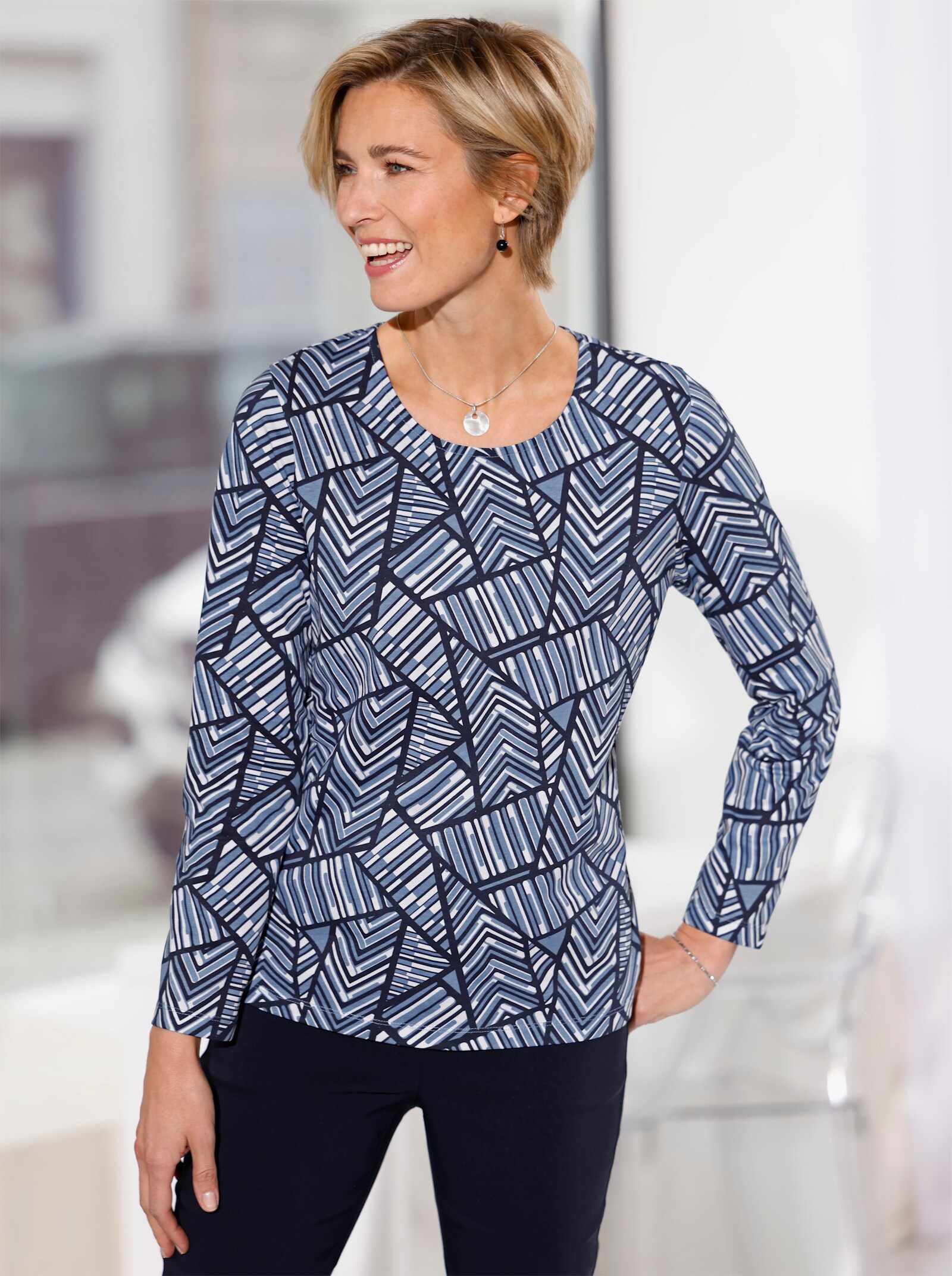 Tričko s dlhými rukávmi a grafickým vzorom - námornícka modrá – écru s potlačou