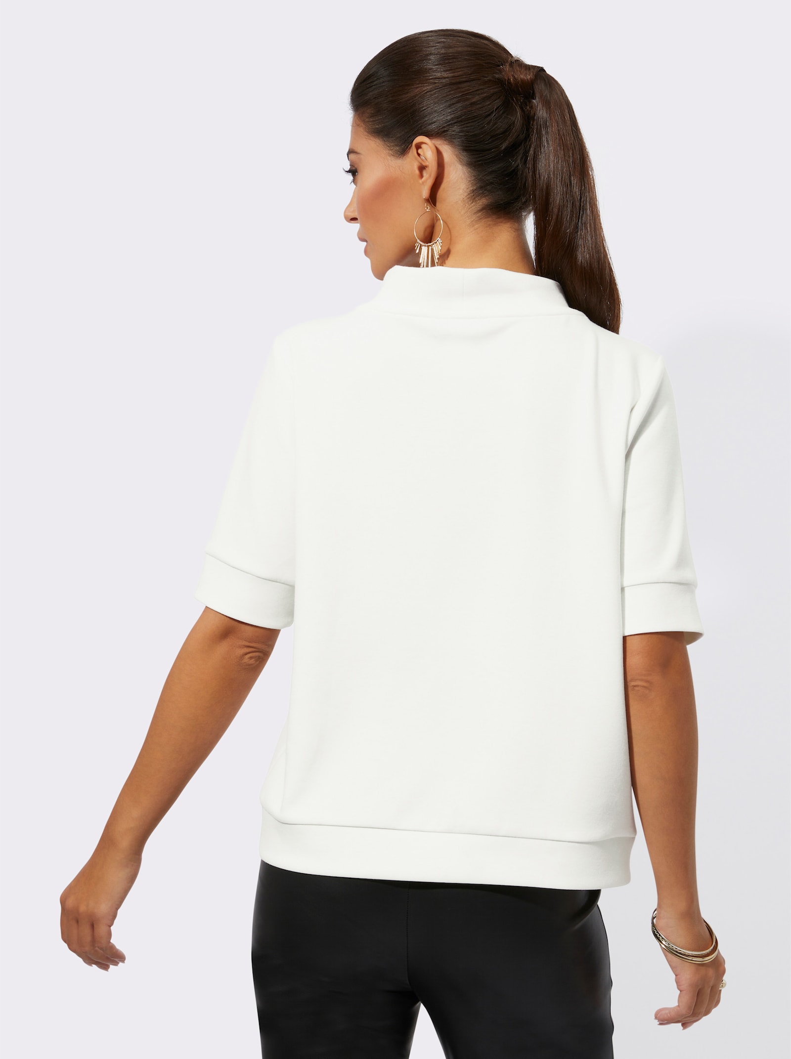 Shirt mit weitenverstellbarem Stehkragen - ecru