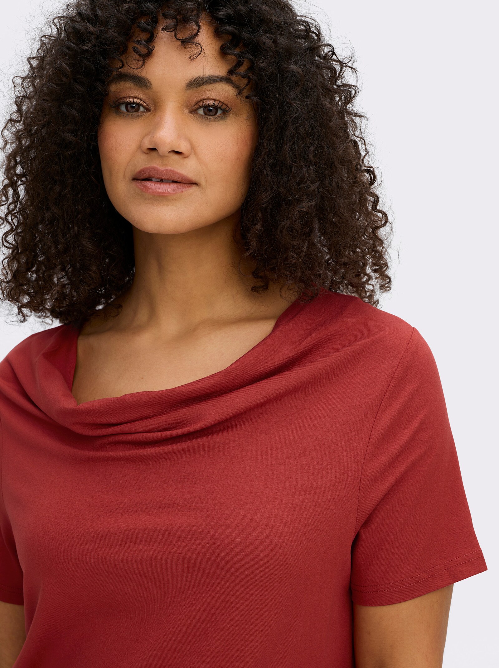 Wasserfallshirt mit kurzen Ärmeln - zimt