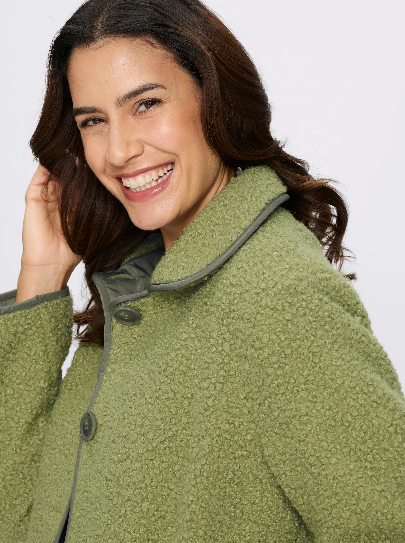 Boucléjacke mit Innenfutter - schilf