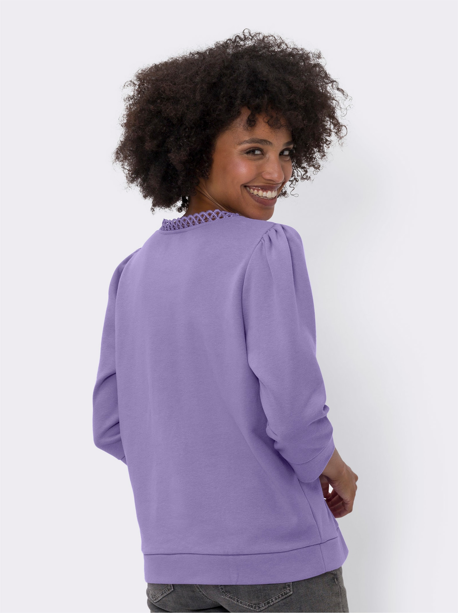 heine Sweatshirt mit Spitze am V-Ausschnitt - lavendel