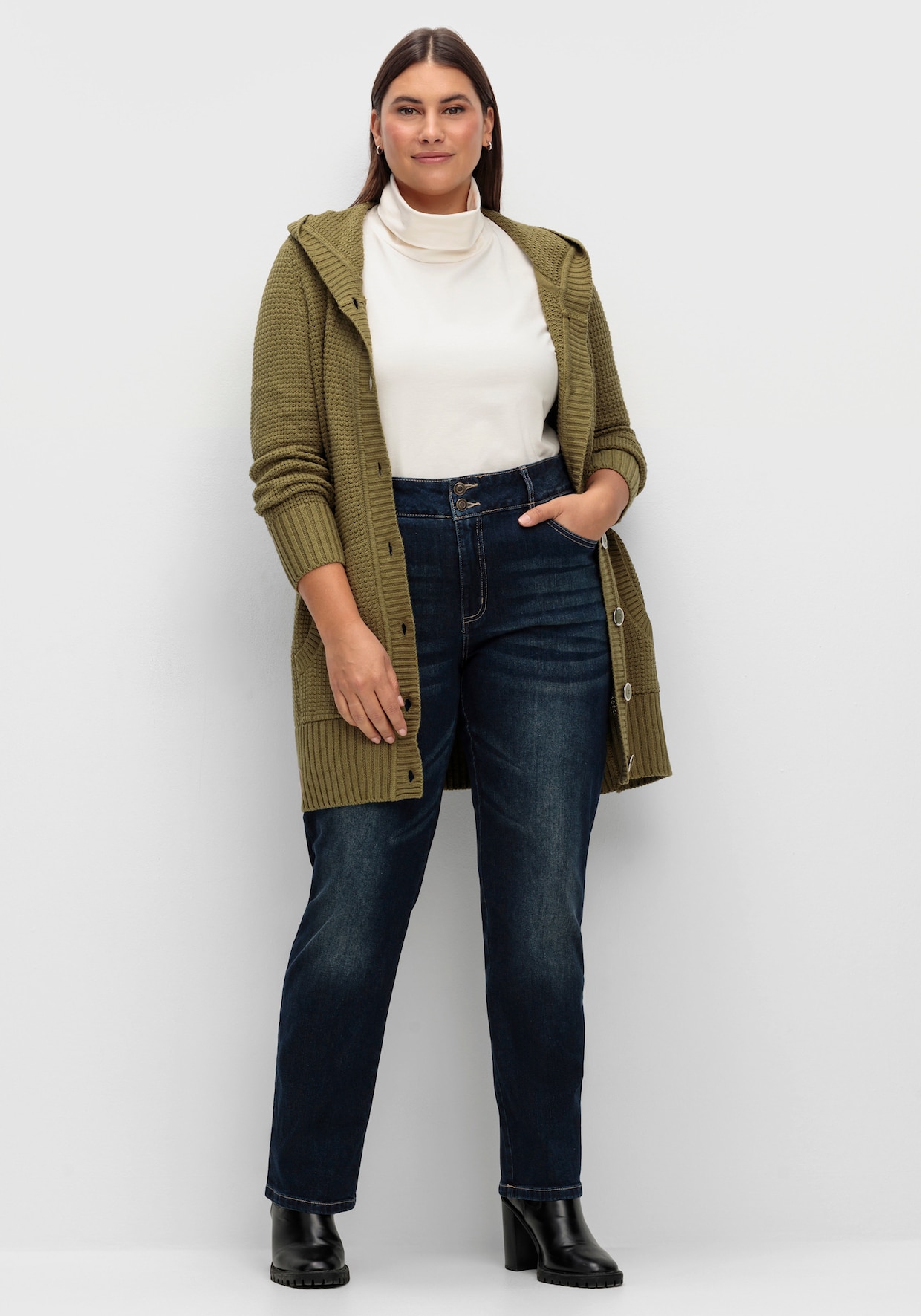 Jeans mit Nieten an den Taschen - dark blue