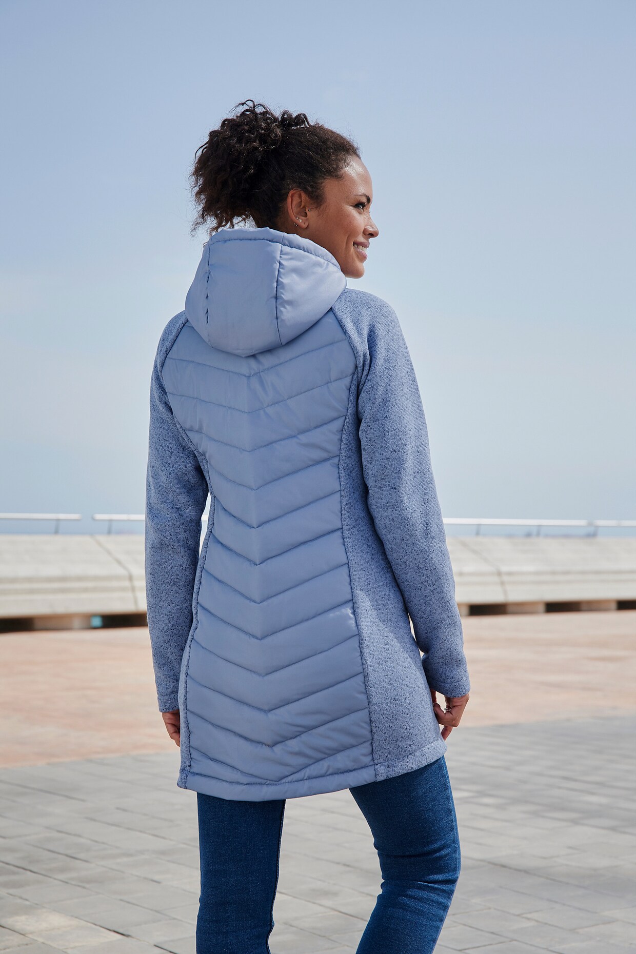 Bench. Steppjacke - blau meliert
