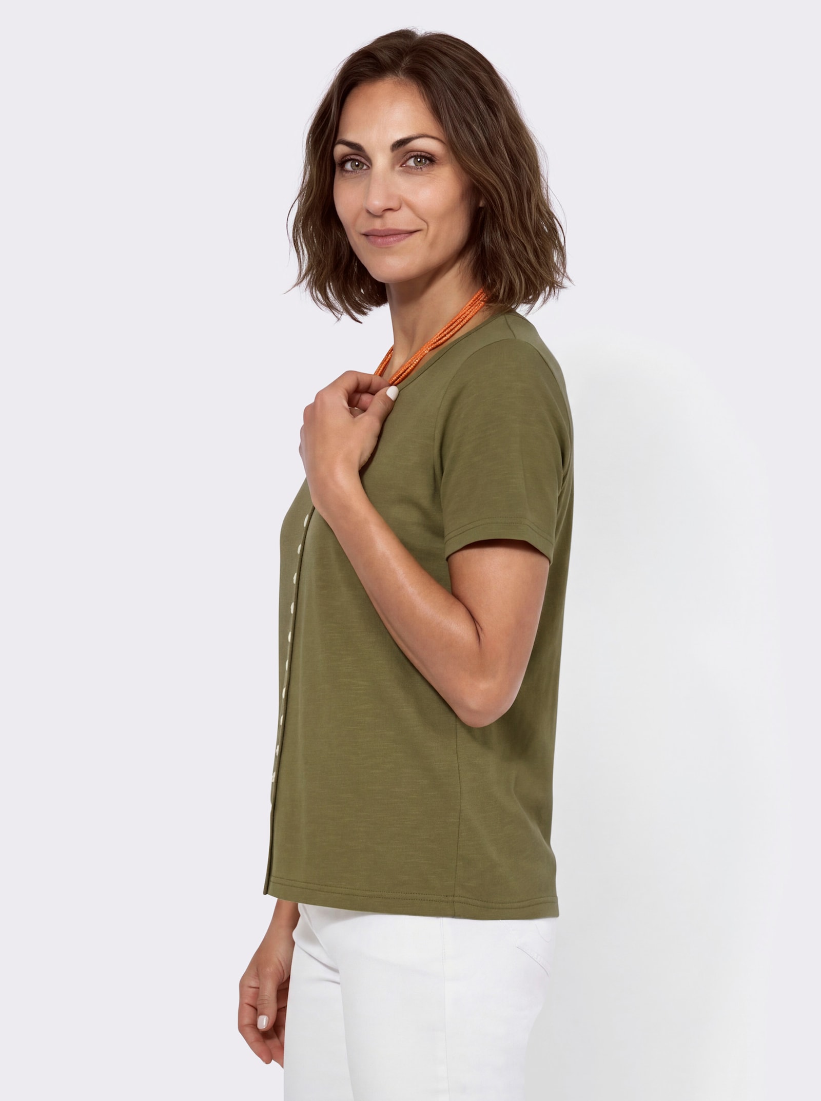 Kurzarmshirt mit Knöpfen in Perlmutt-Optik - oliv