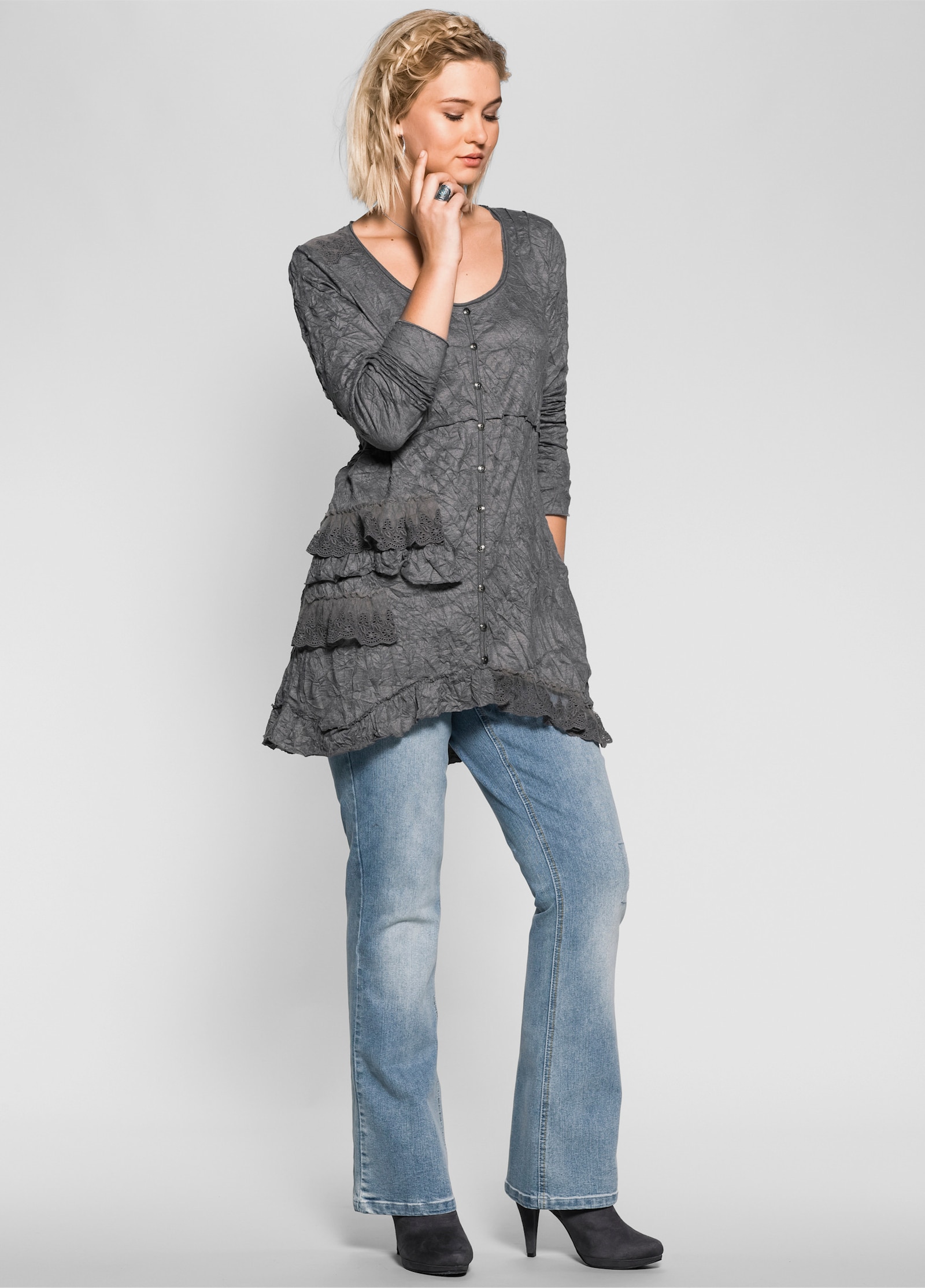 sheego by Joe Browns Bootcut jeans in used-look - light blue-denim