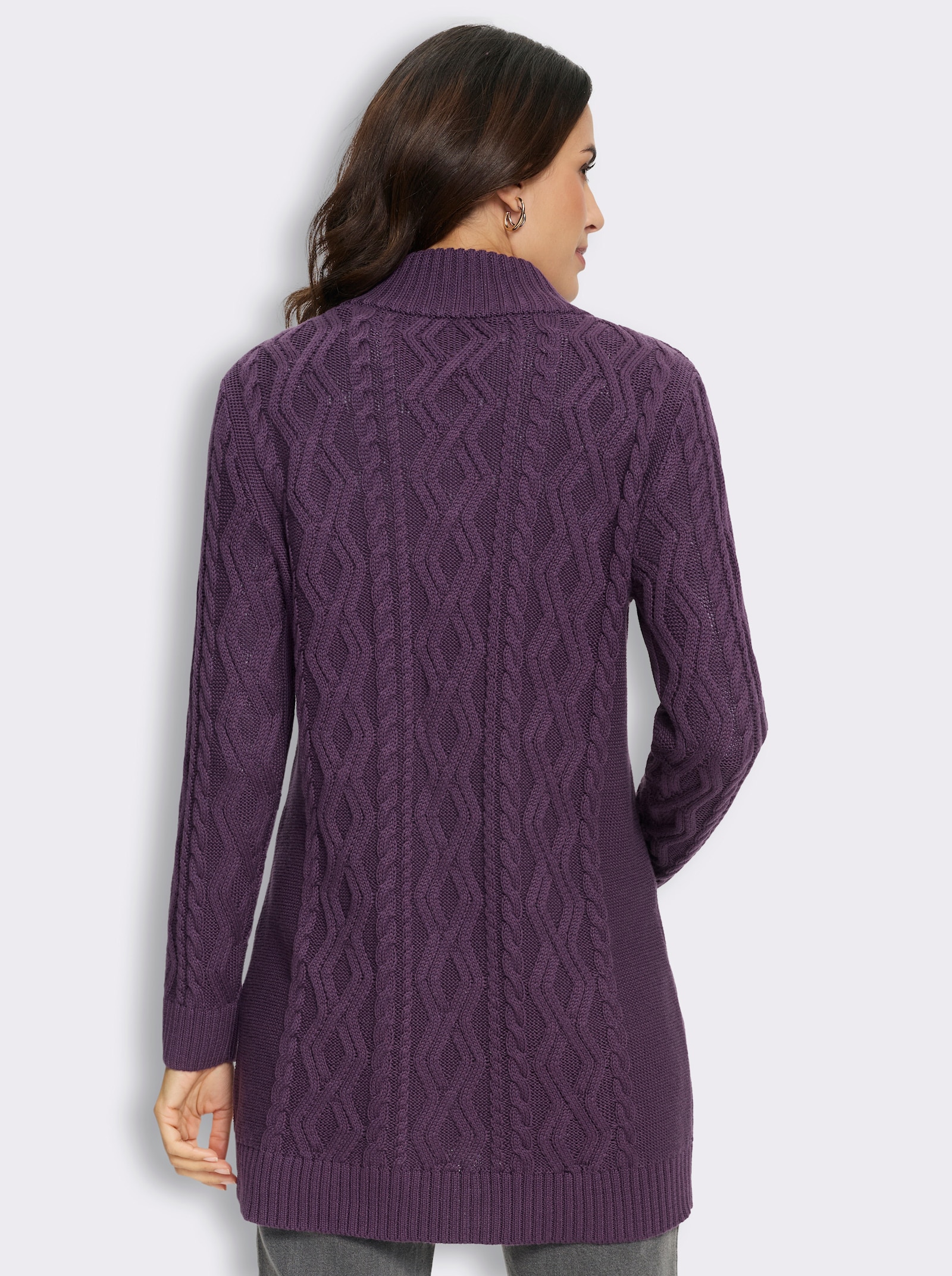 Longstrickjacke mit Zopfmuster rundum - traube