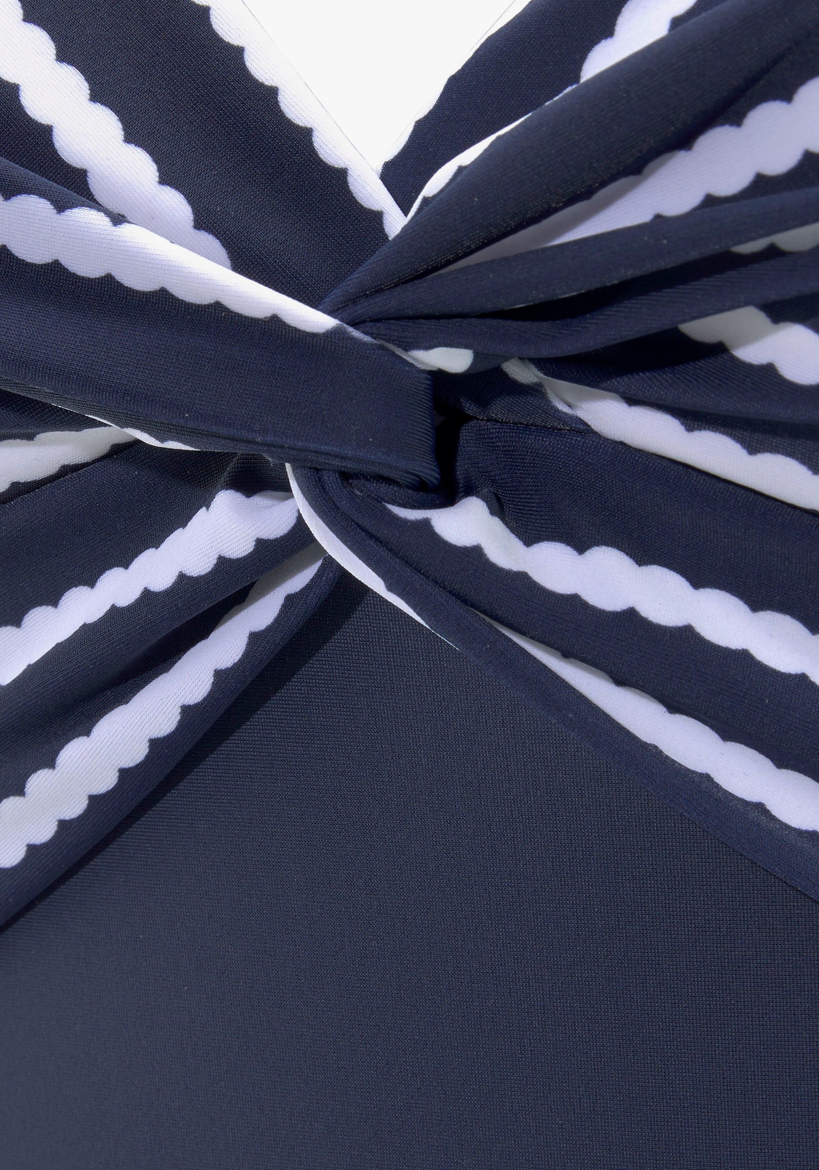 LASCANA Badeanzug - marine-weiß