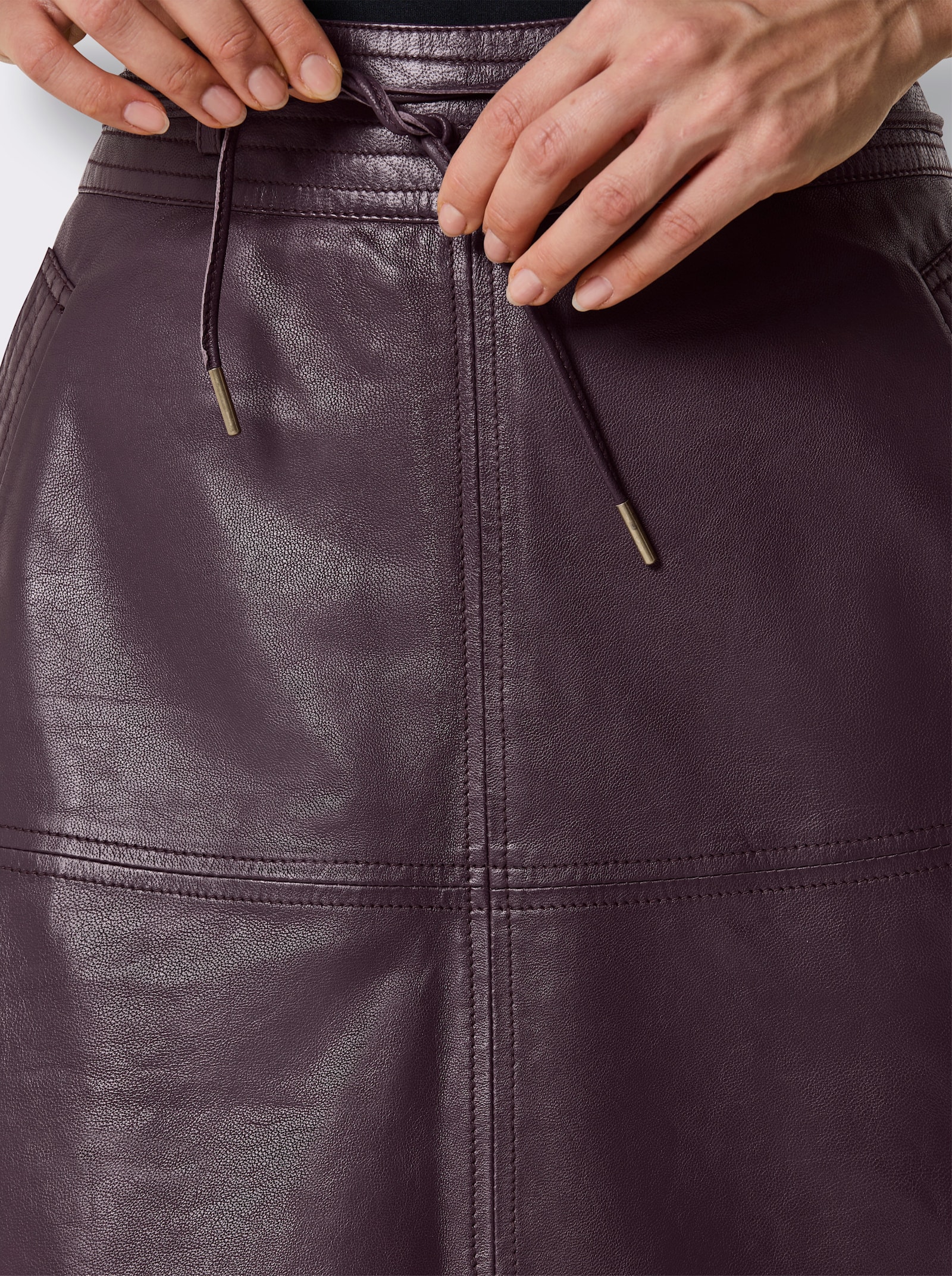 Mainpol Lederrock mit Bindegürtel - burgund