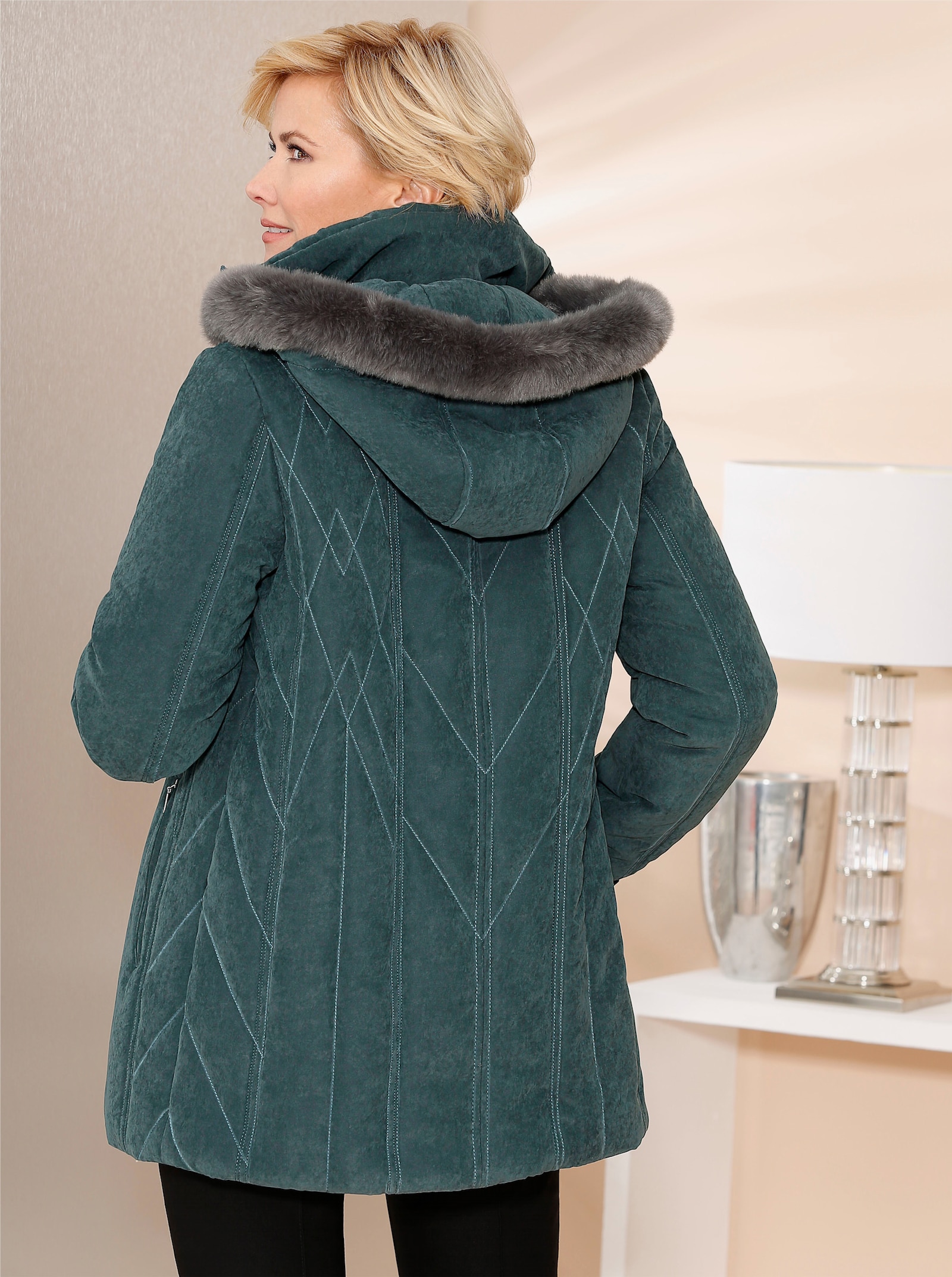 Winterjas met prinsessennaden - petrol