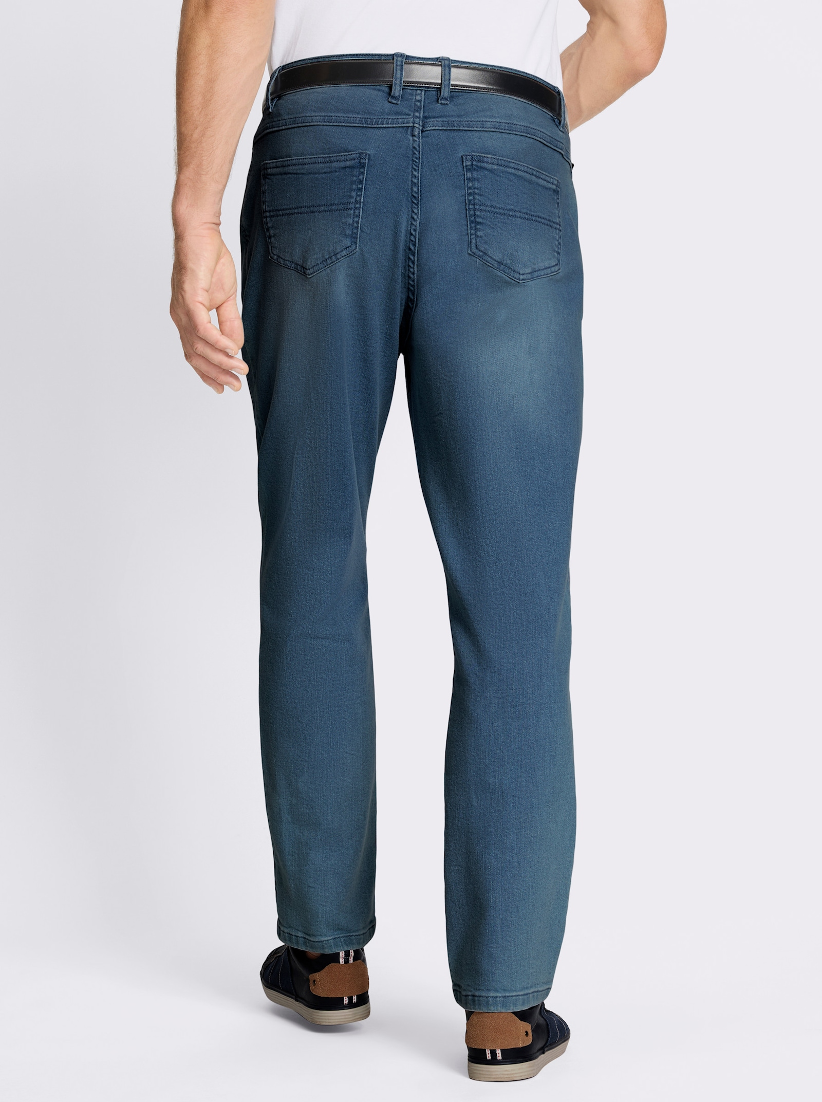 Jeans mit effektvoller Waschung - blue-stone-washed