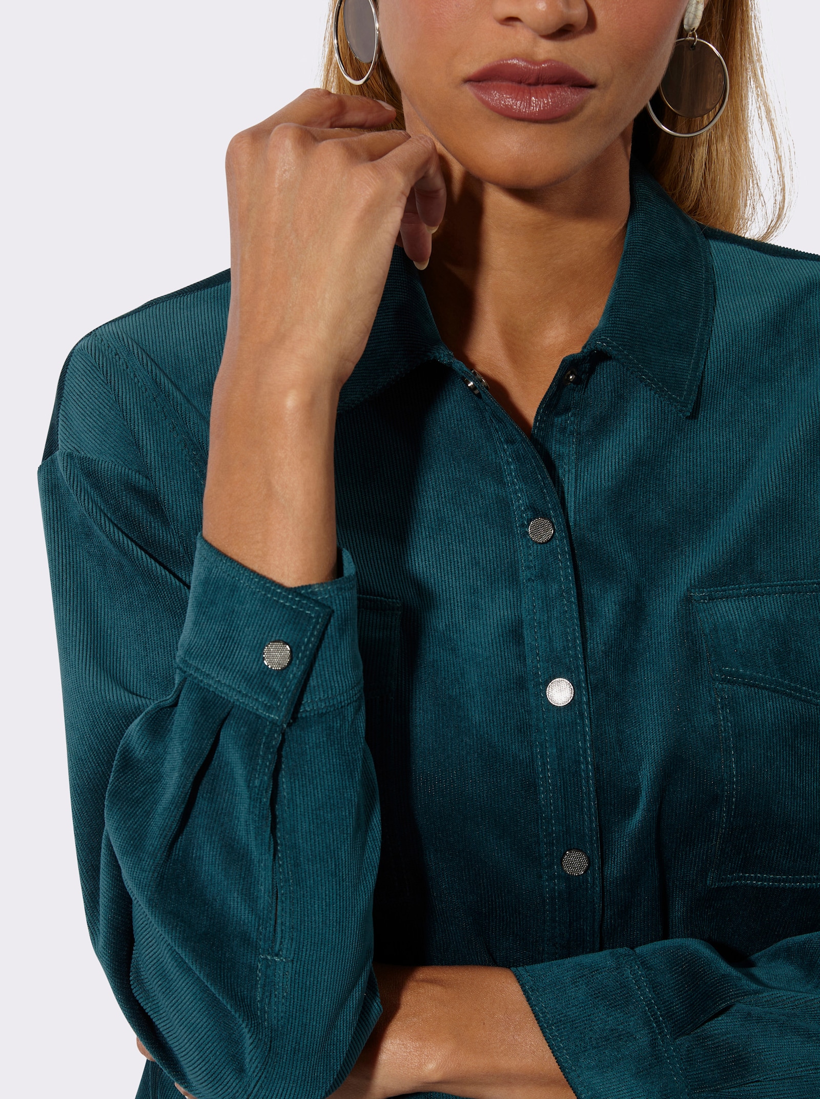 Hemdbluse aus Cord - petrol