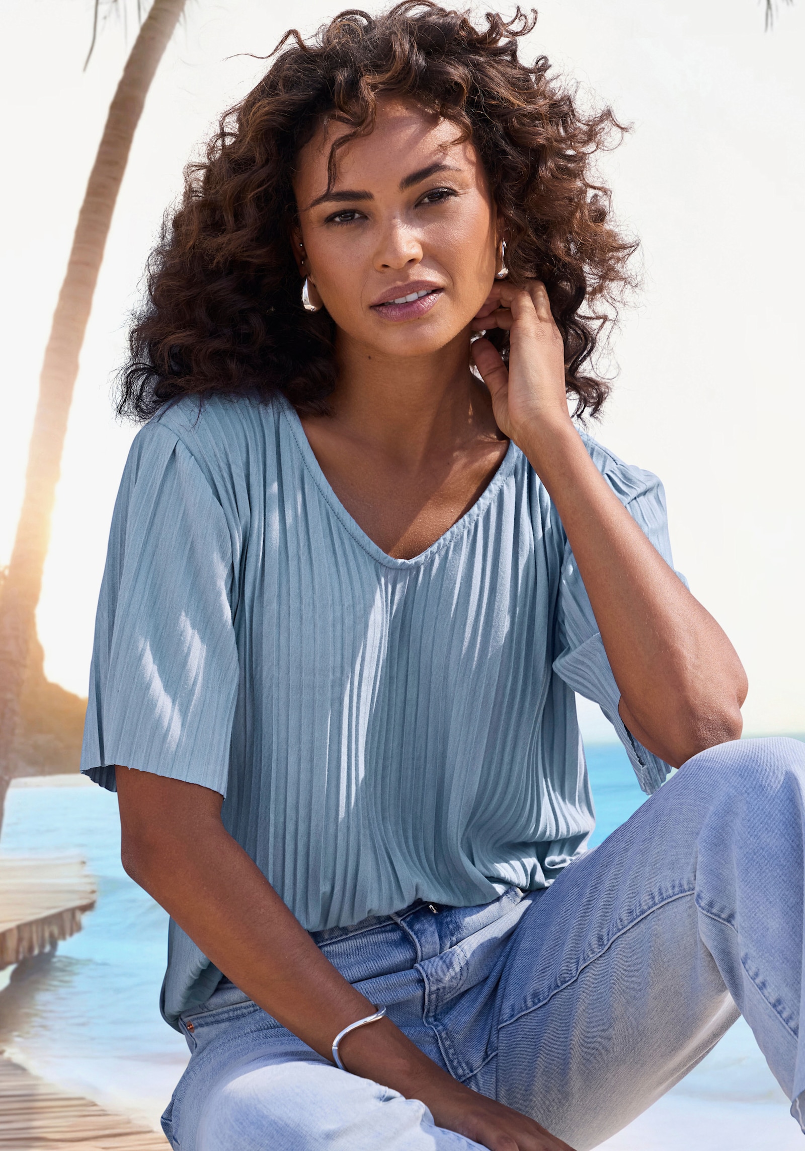 LASCANA Plisseeshirt - himmelblau