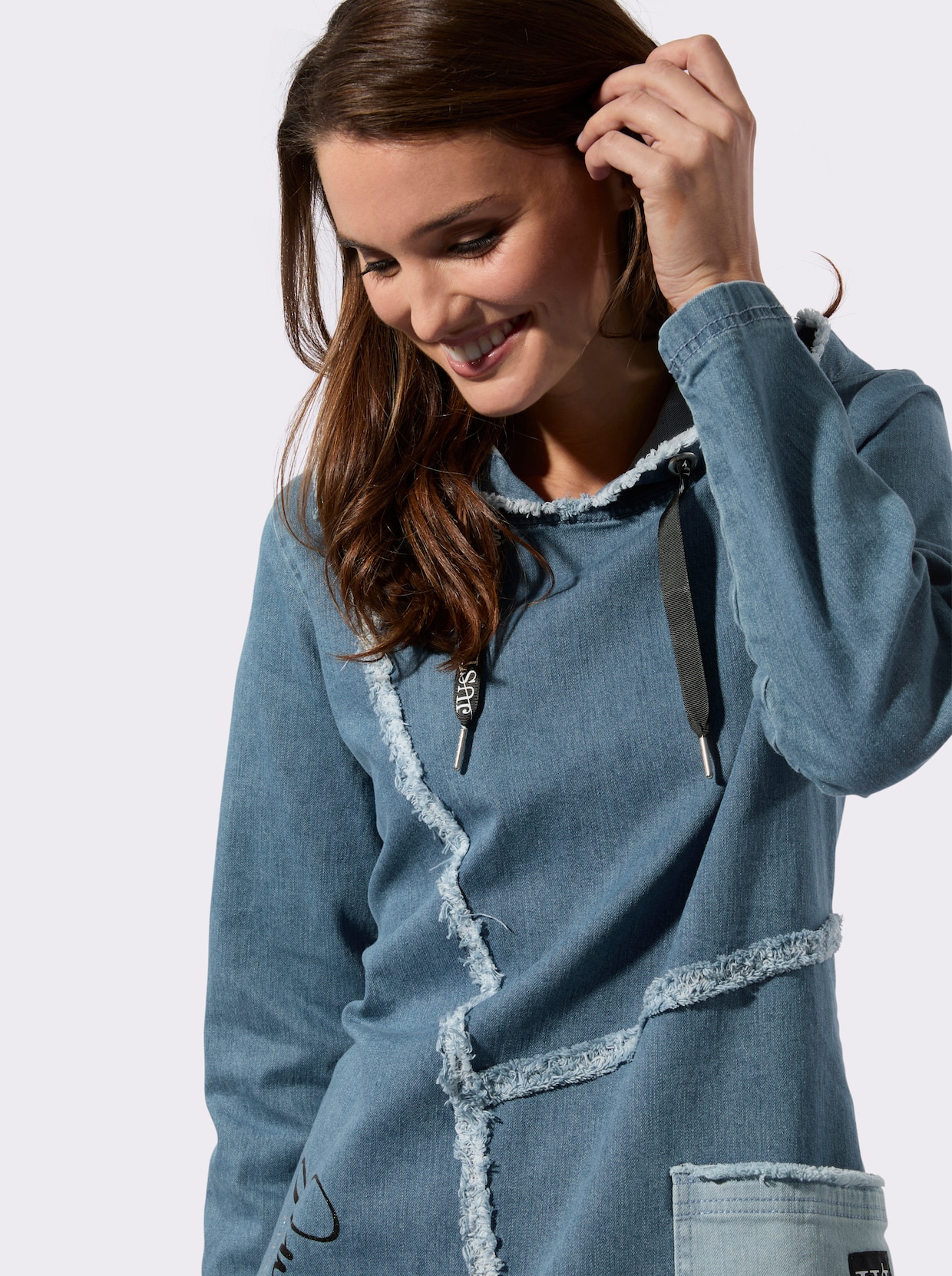 Jeanskleid mit Fransen-Verzierung - blue-bleached