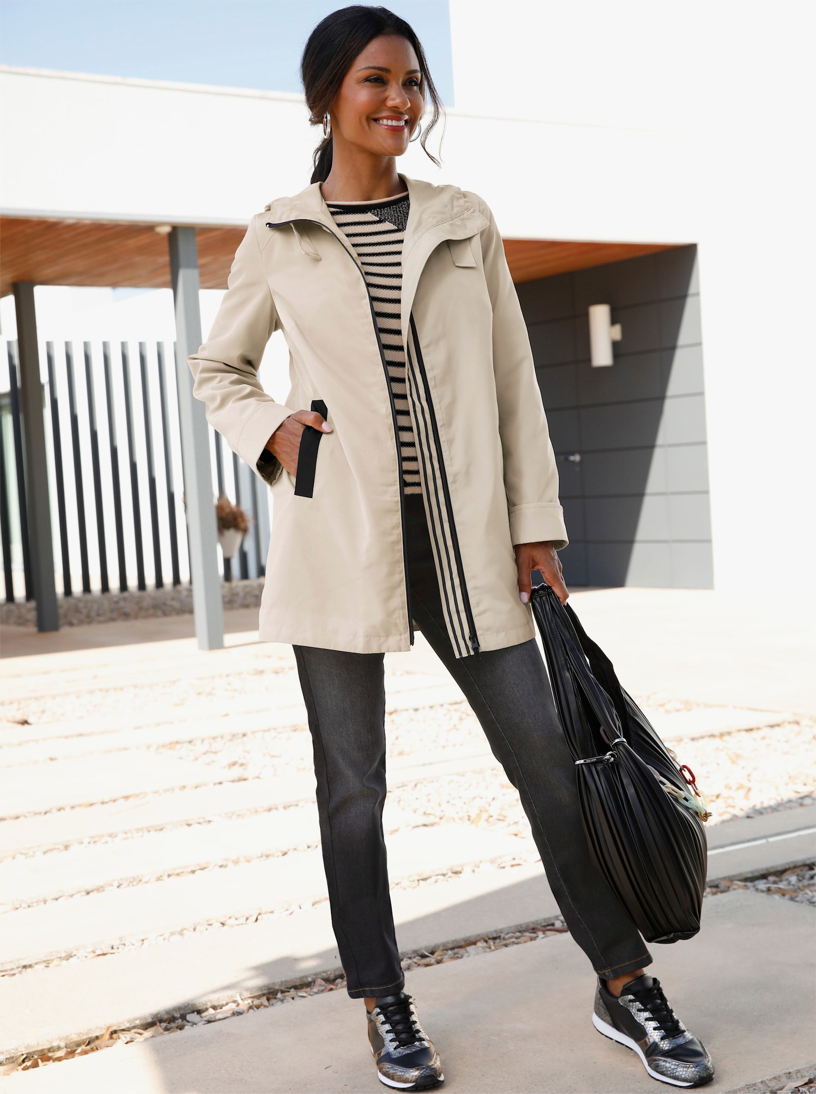 Jacka med tvåvägsdragkedja - sand