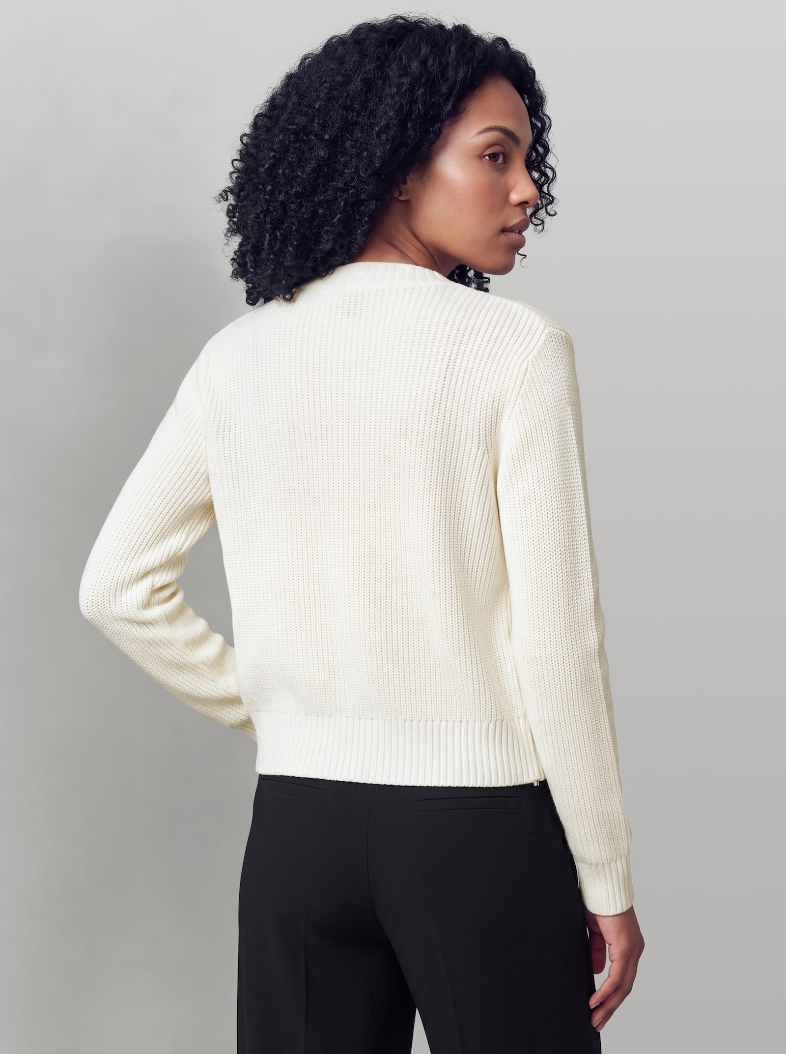 heine Strickjacke mit floraler Spitze - ecru