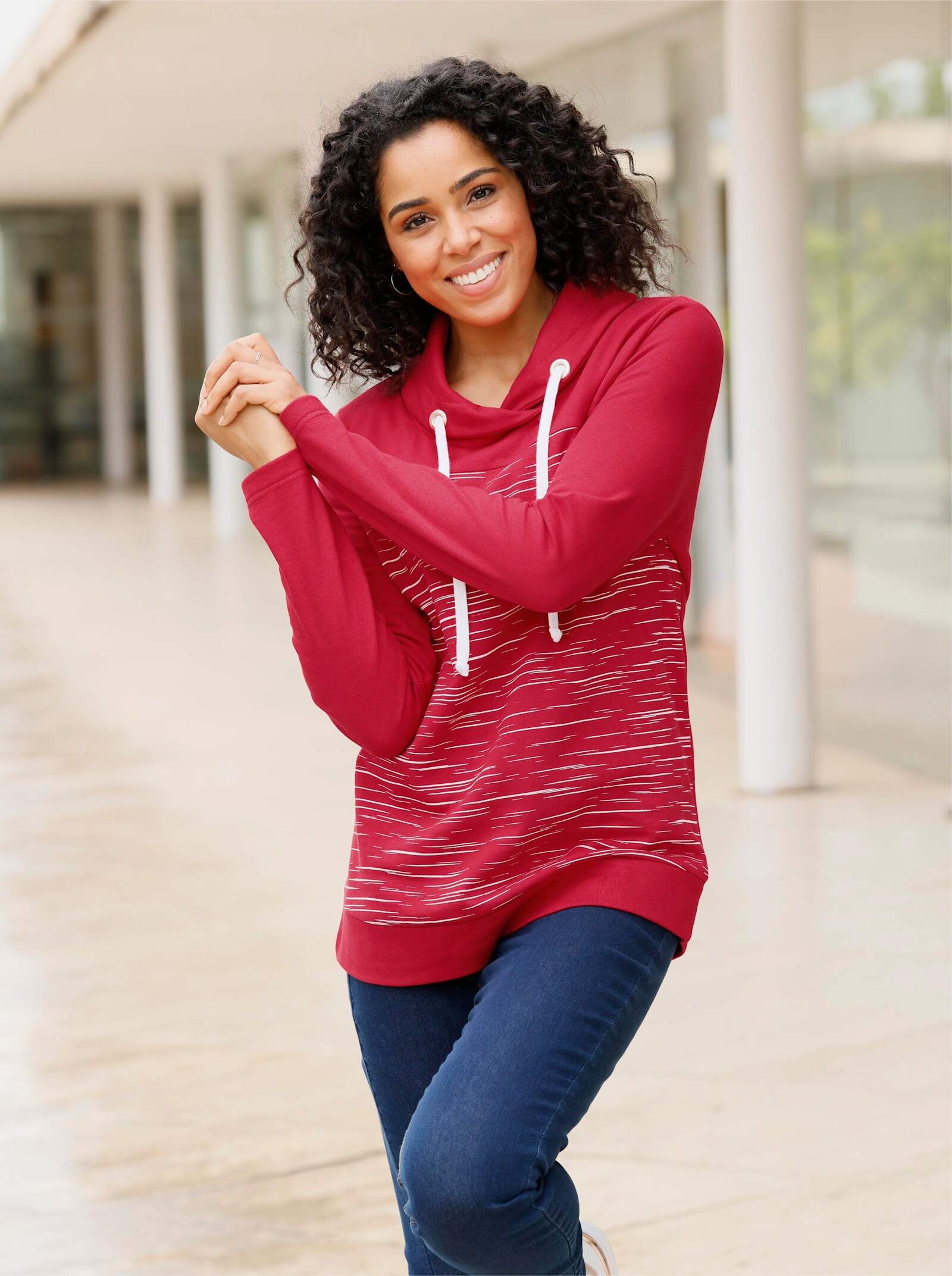 Mikina, rolákový golier - Červeno-svetlobéžová potlač