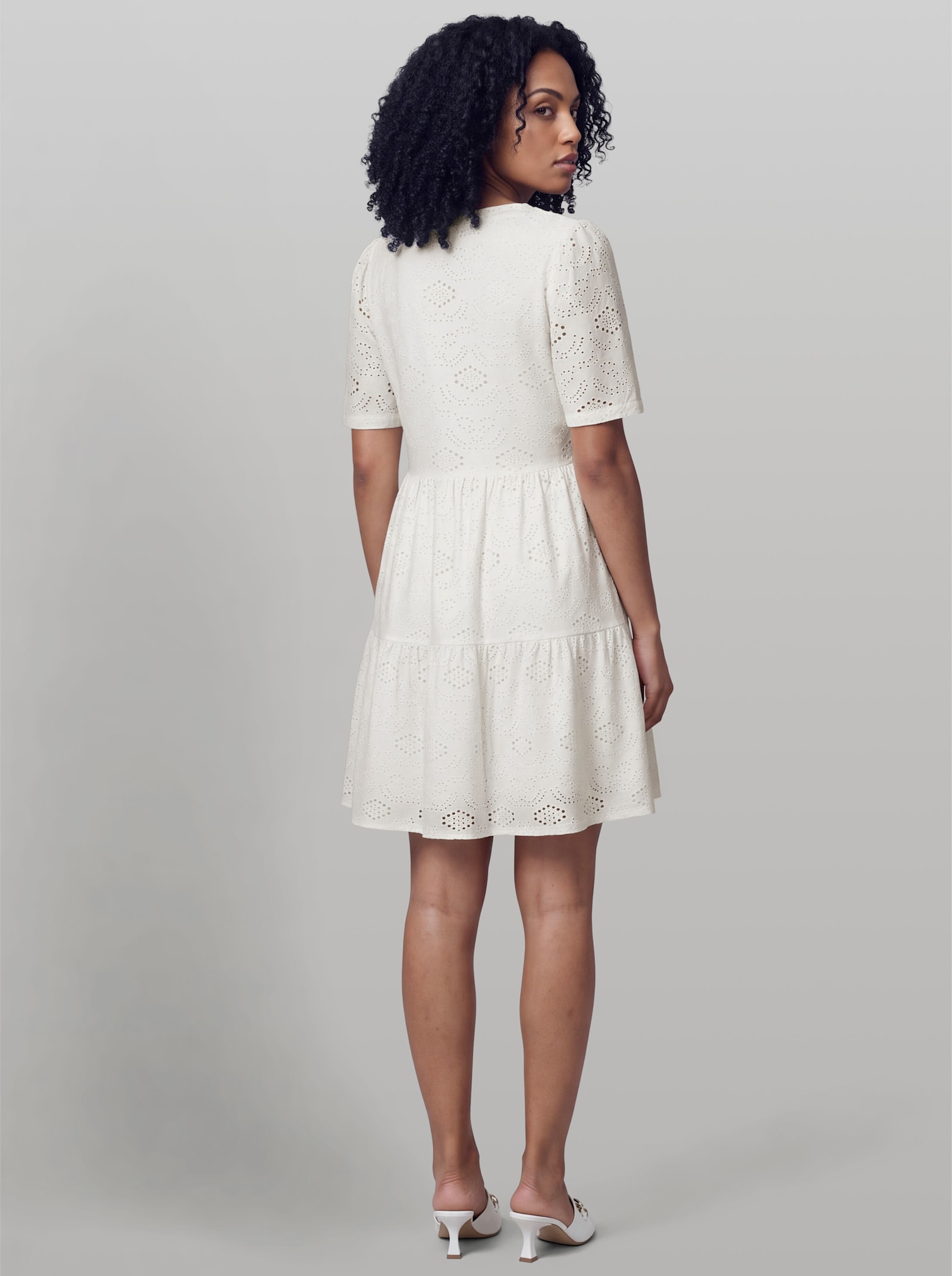 heine Jerseykleid mit Ajourmuster - ecru