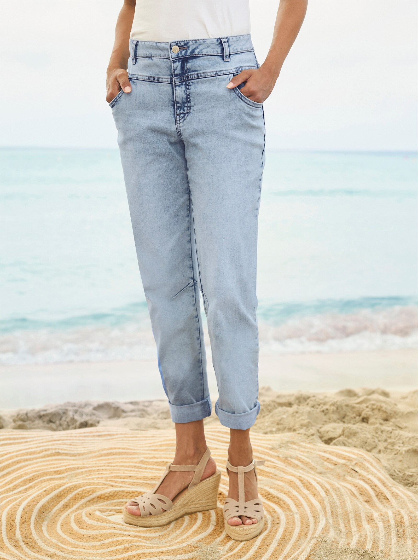 heine Jeans in modischer Waschung - blue-bleached