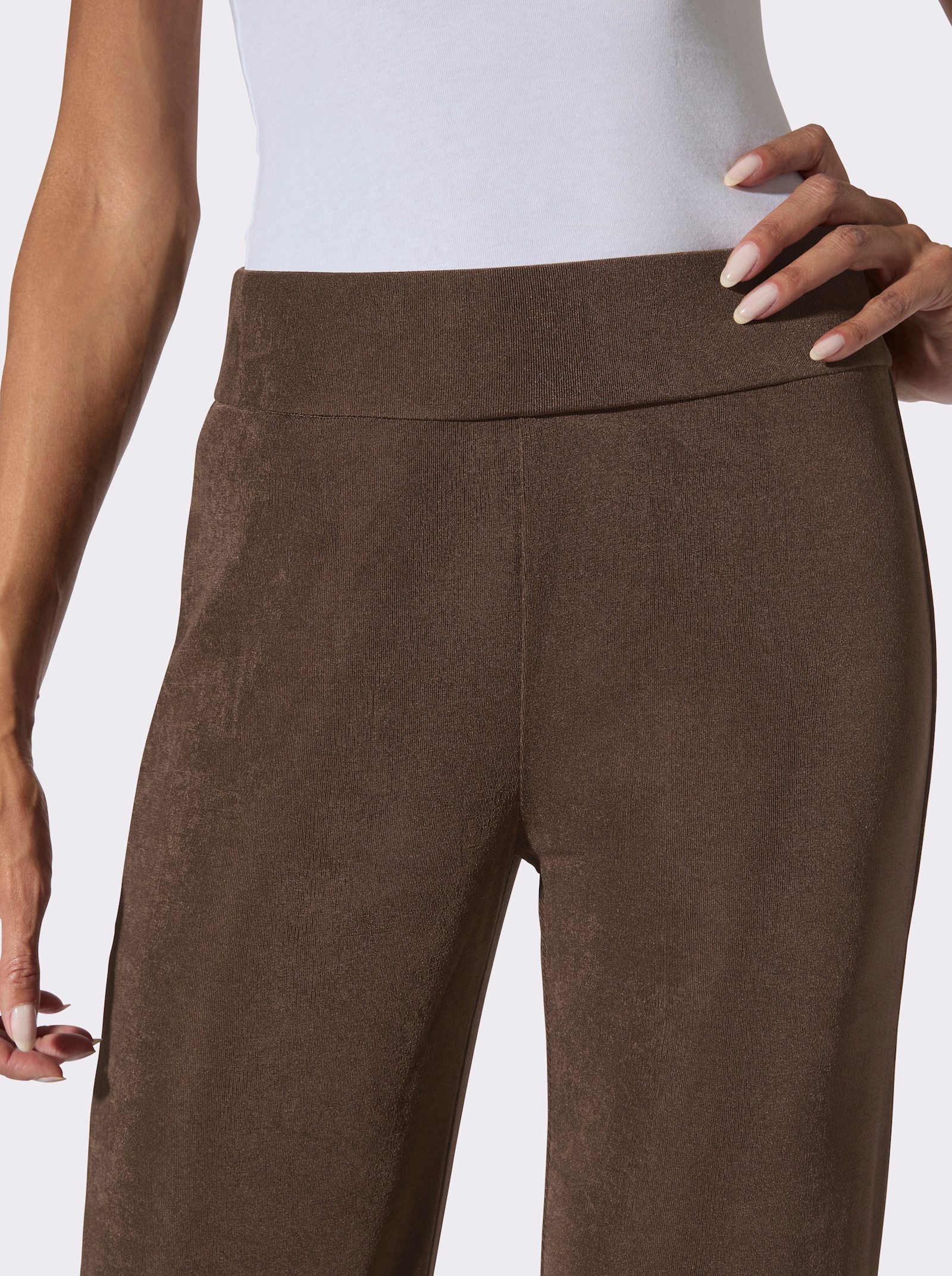 Schlupfhose mit weiten Beinen - schoko