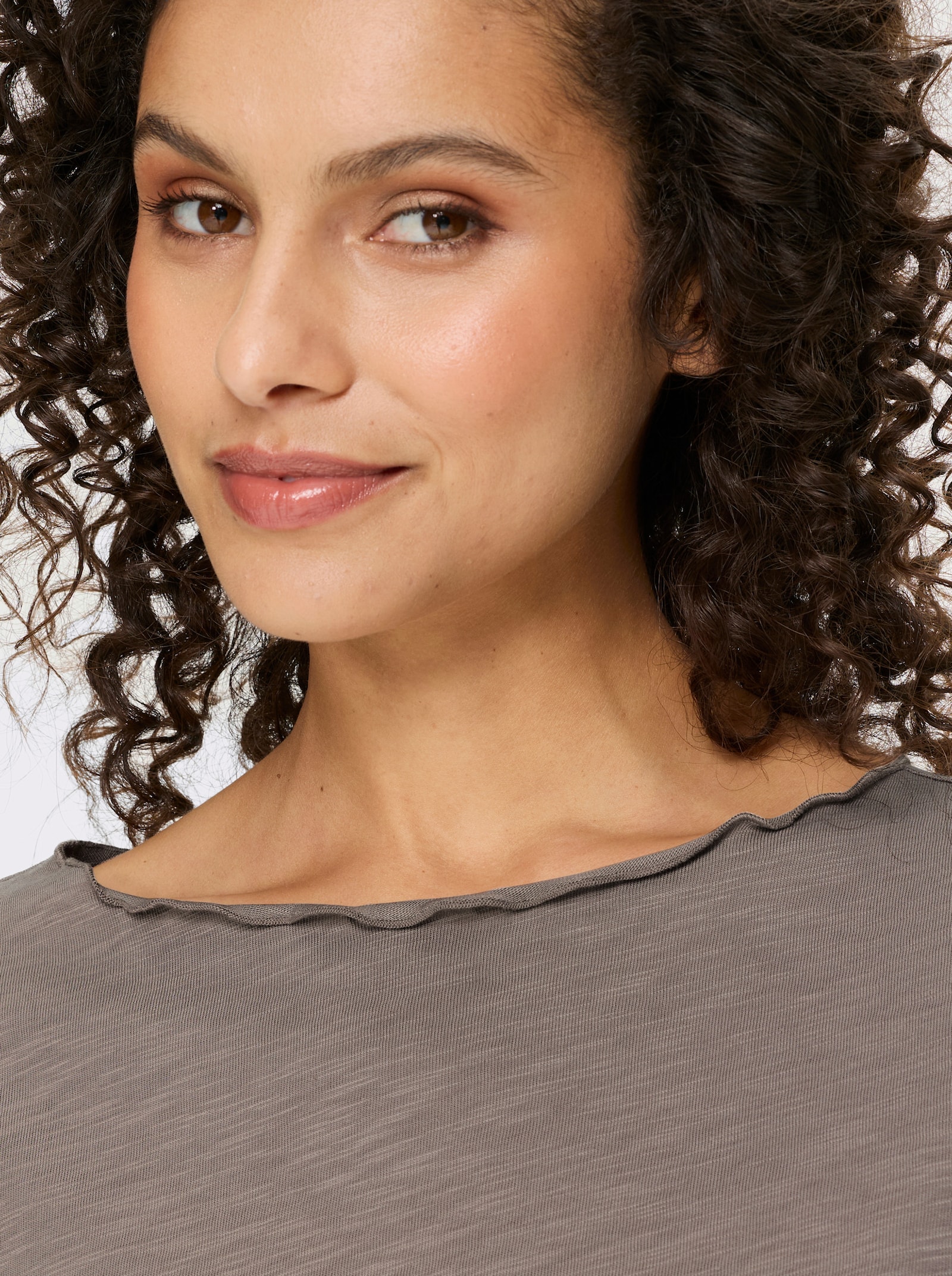 heine Shirt-Set mit Wellenkanten - taupe-champagner