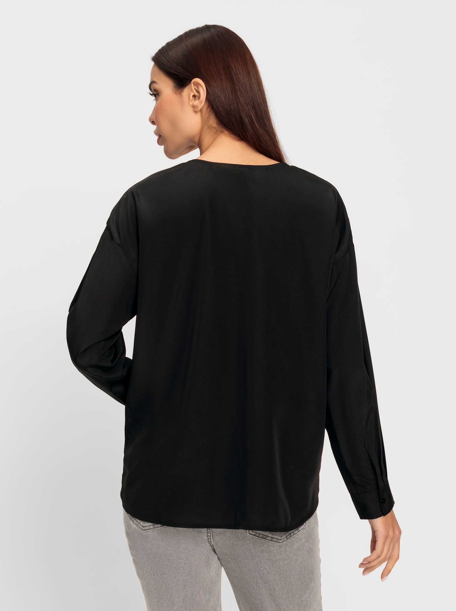 heine Schlupfbluse mit Satin am V-Ausschnitt - schwarz