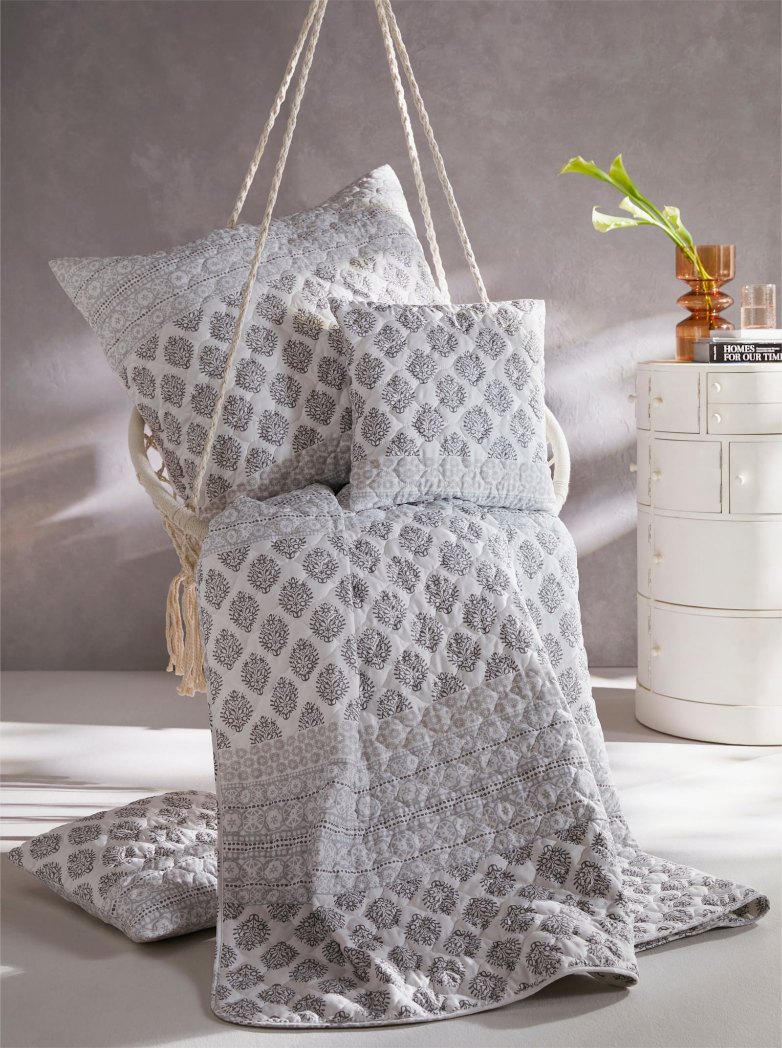 Impressionen Tagesdecke - weiß-grau