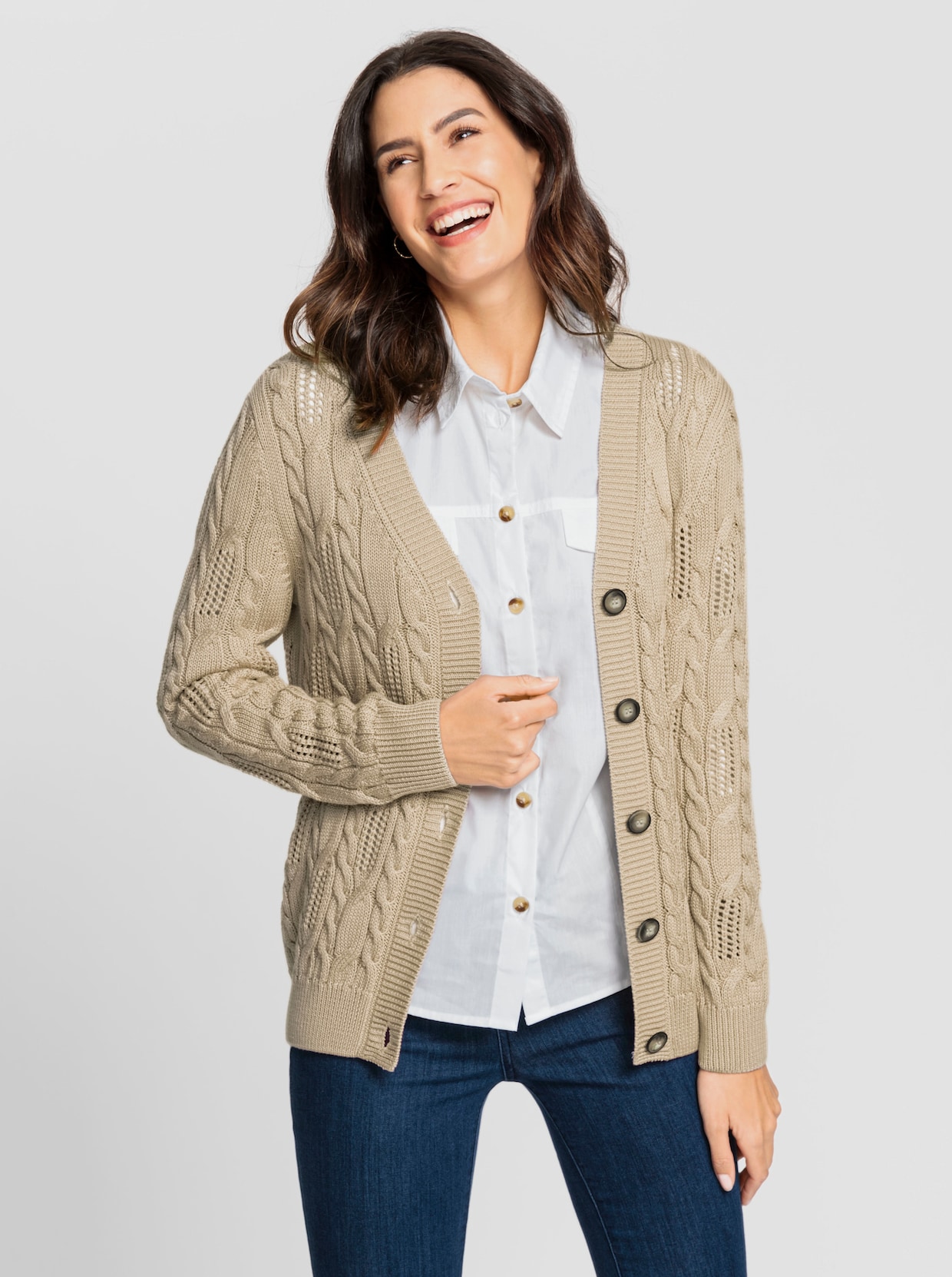 Strickjacke - sand