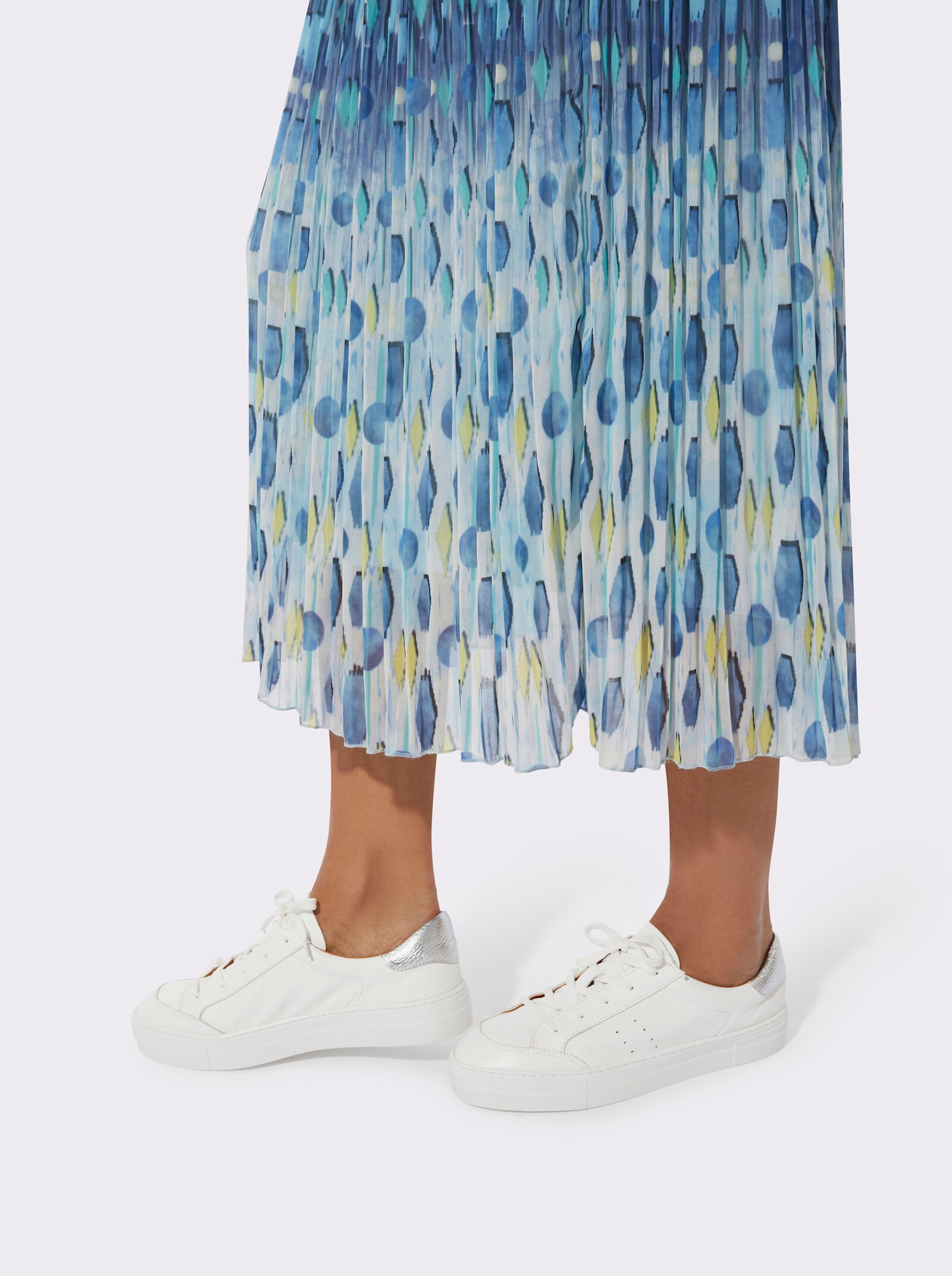 Plisseerock mit einfarbigem Elastikbund - marine-hellblau-bedruckt