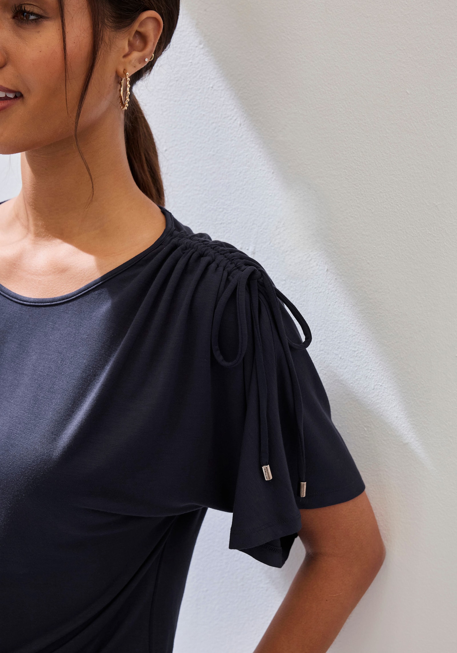 LASCANA T-shirt à encolure ronde - marine