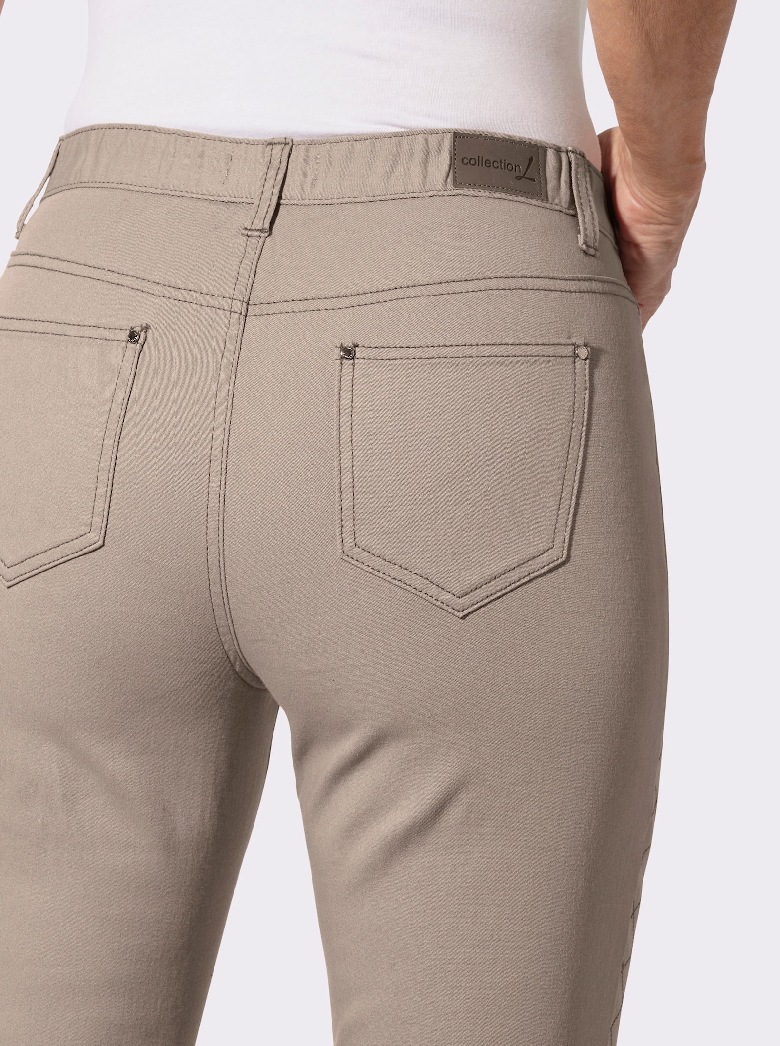 5-Pocket-Jeans mit Rauten-Steppung - sesam