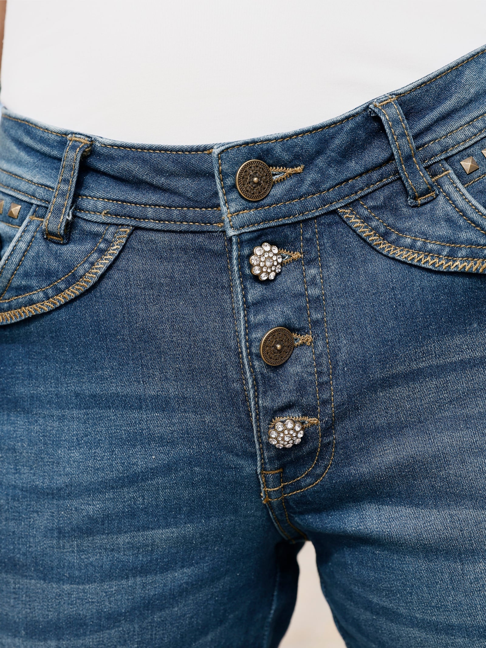 5-Pocket-Jeans mit glitzernden Schmuckknöpfen - blue-stone-washed