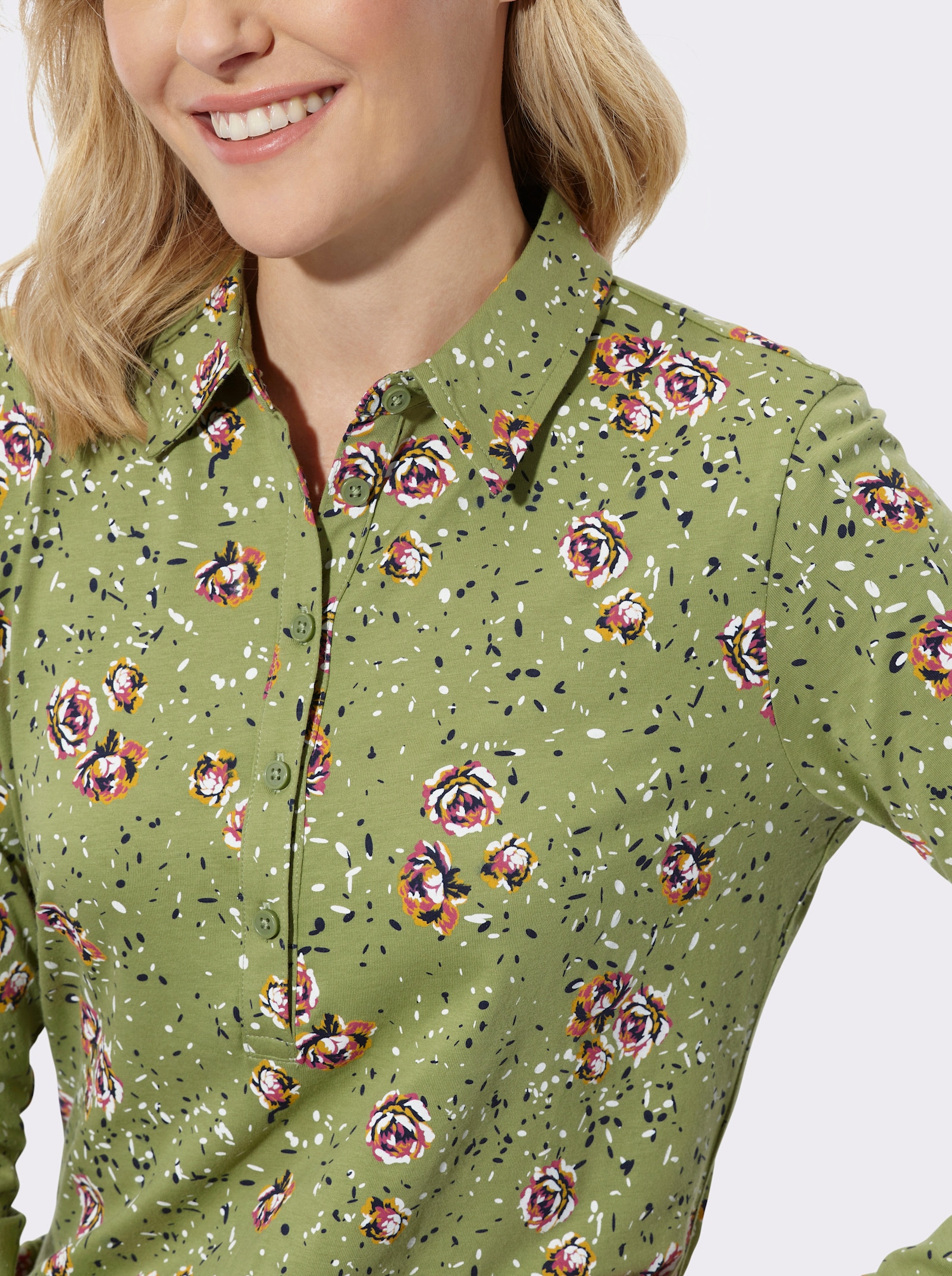 Poloshirt im dezenten Blumenmuster - schilf-fuchsia-bedruckt
