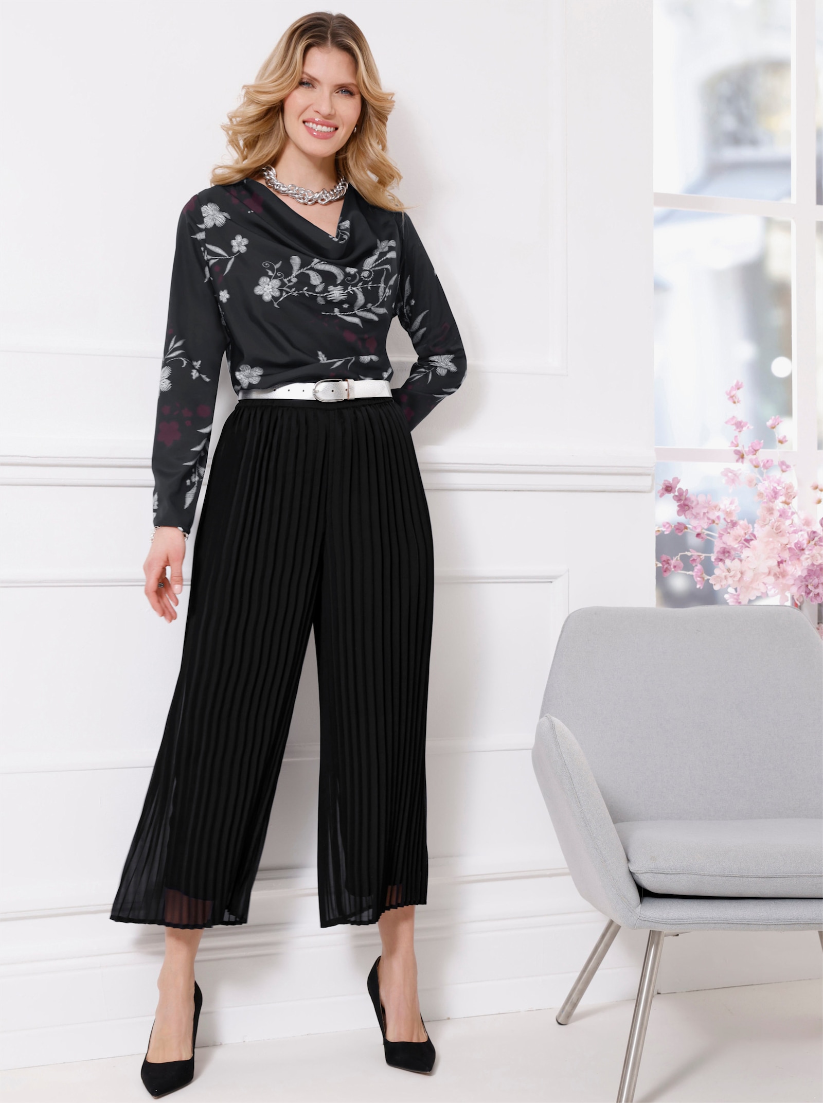 Schlupfhose in Plissee-Qualität - schwarz