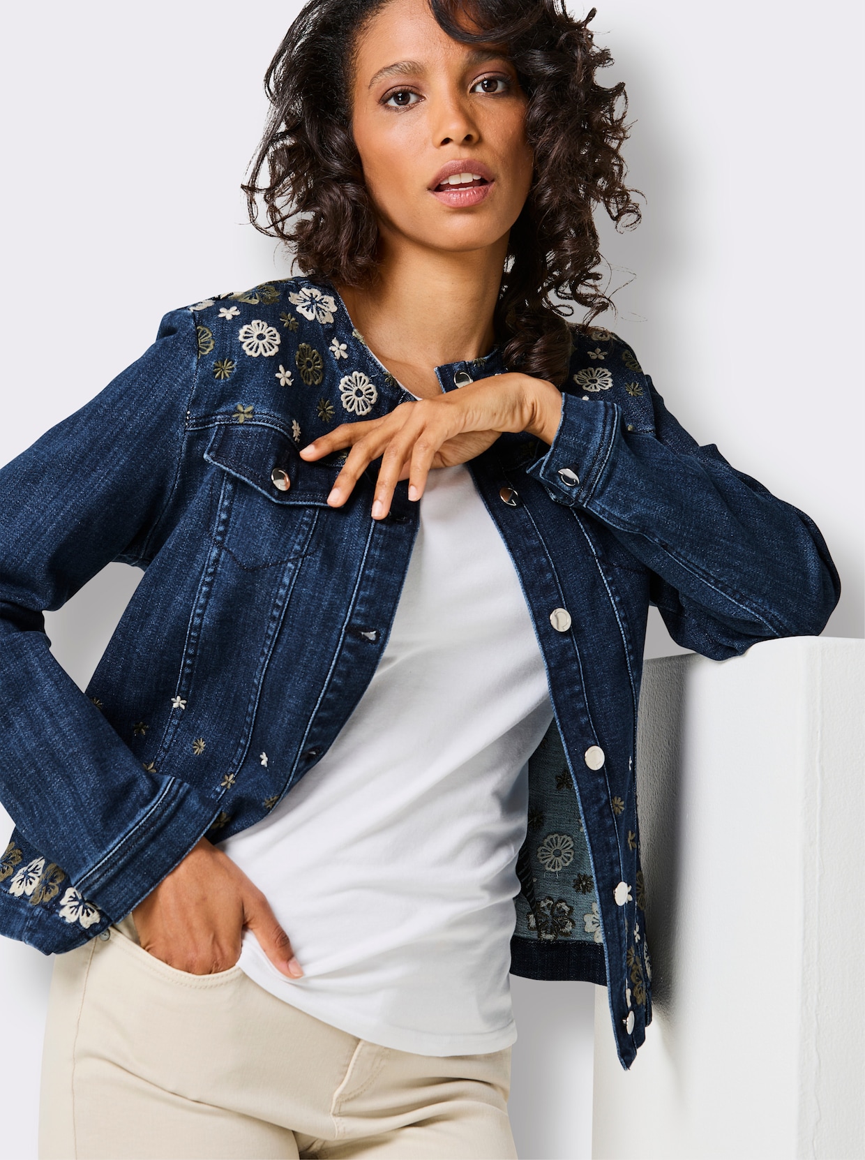 CREATION L PREMIUM Jeansblazer mit Blütenstickerei, weicher Material-Mix - blue-stone-washed