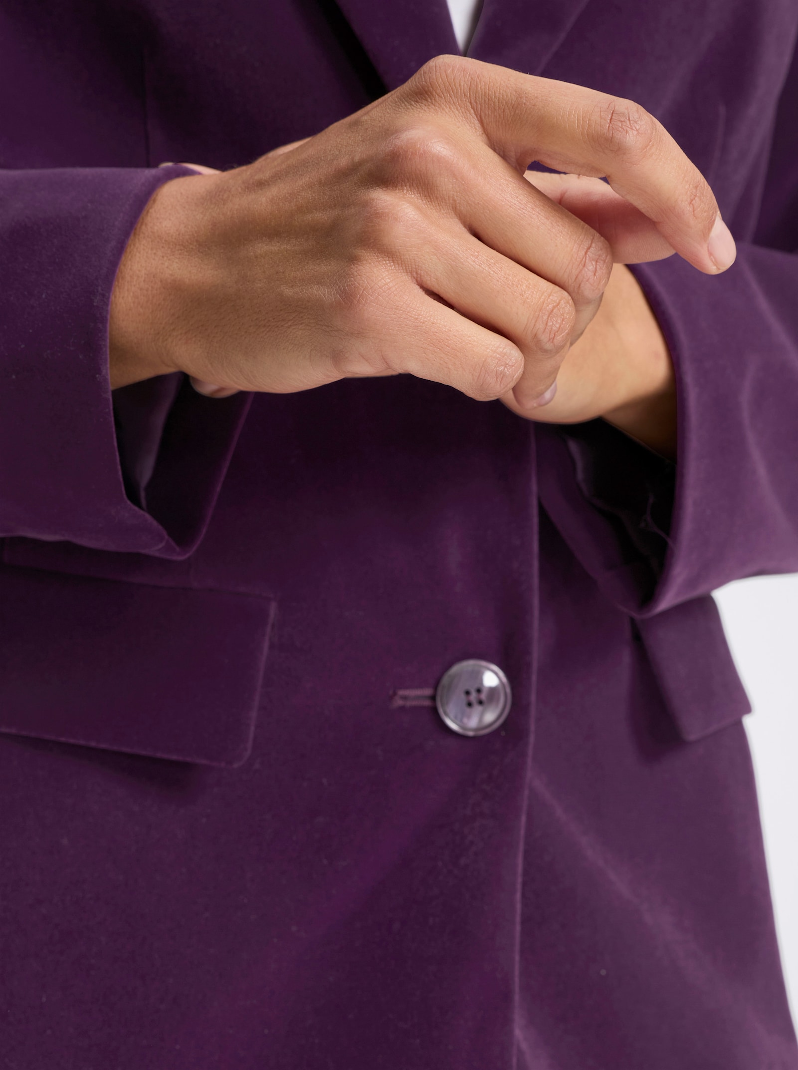 Samtblazer mit spitzem Revers - traube