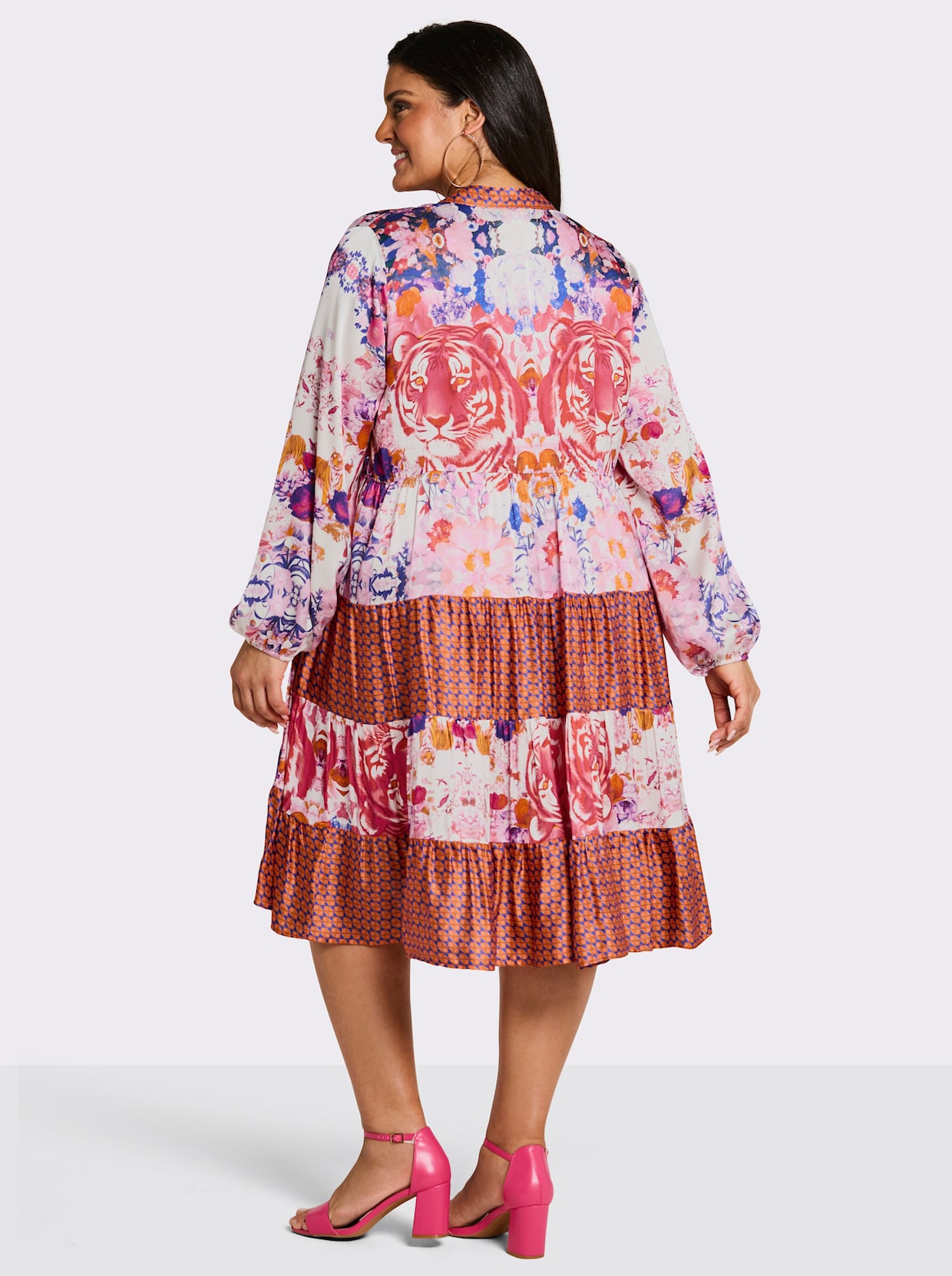 sheego loves miss goodlife A-Linien-Kleid mit stufigem Volant - ecru-lila-bedruckt