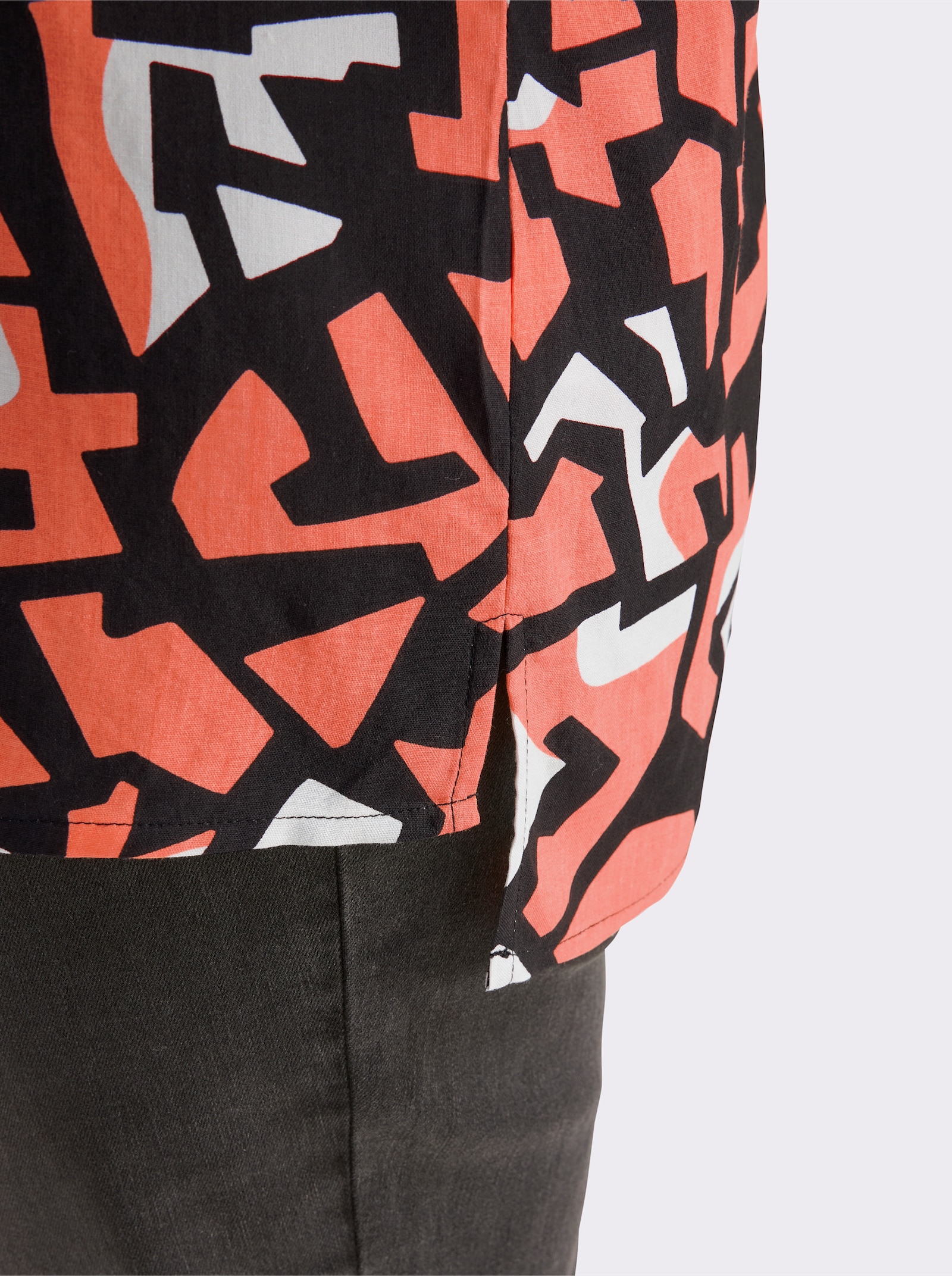 Druckbluse mit Falten am Ausschnitt - papaya-schwarz-bedruckt