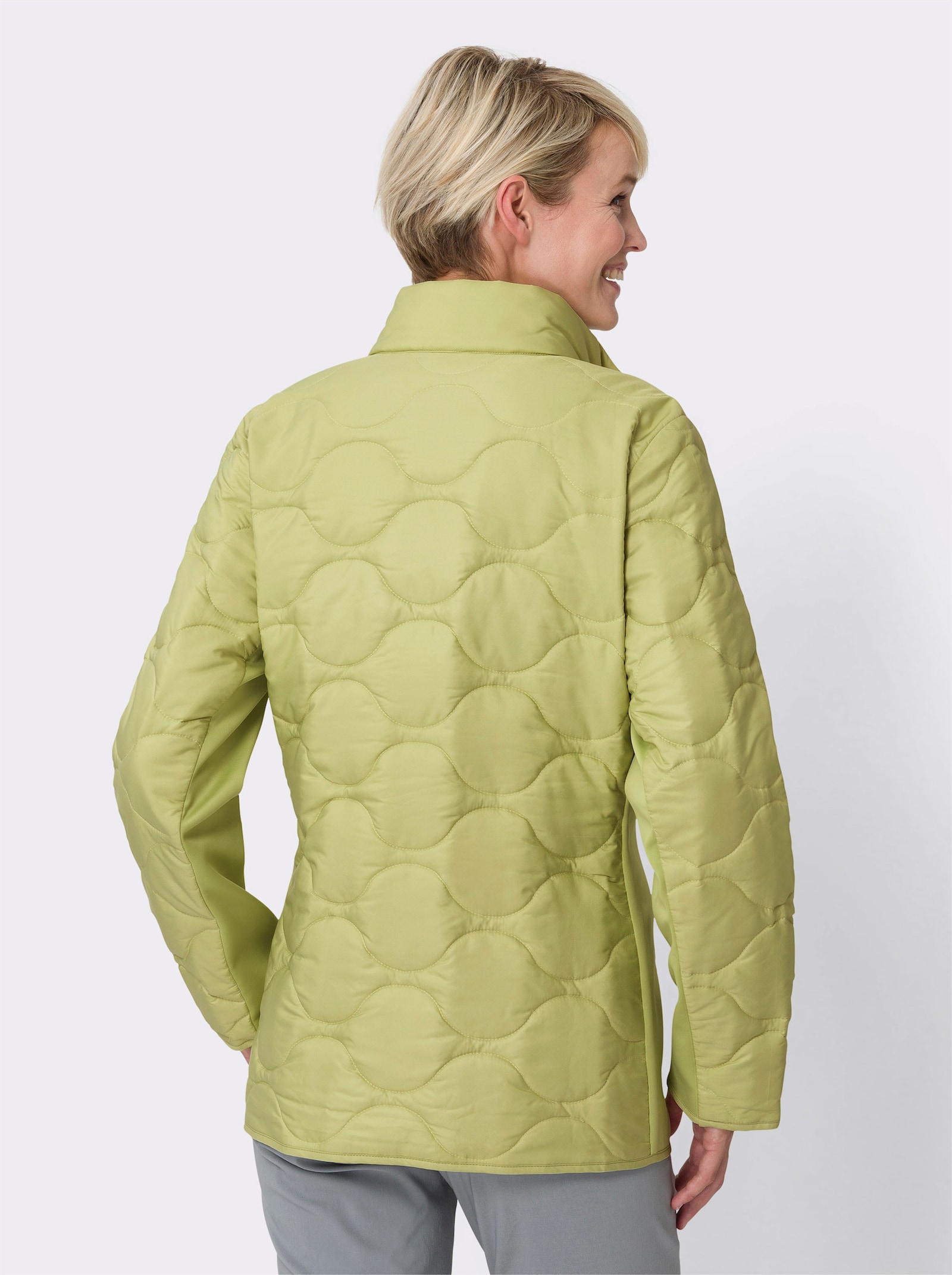 Prošívaná bunda s vlnitým prošíváním - světlezelená